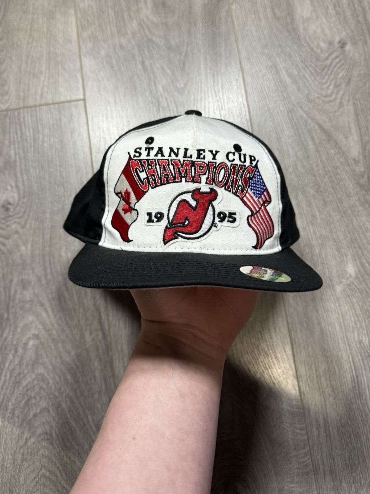 NHL × Starter × Vintage New Jersey Devils 1995 Stanley Cup Champions Starter Hat Cap Size ONE SIZE - 1 Thumbnail