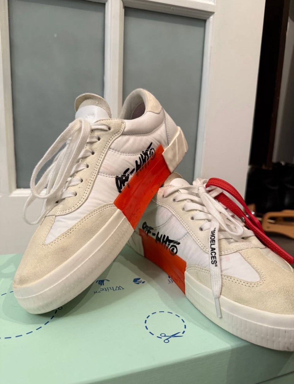Off-White Off-White Sneakers Size US 10 / EU 43 - 1 Thumbnail