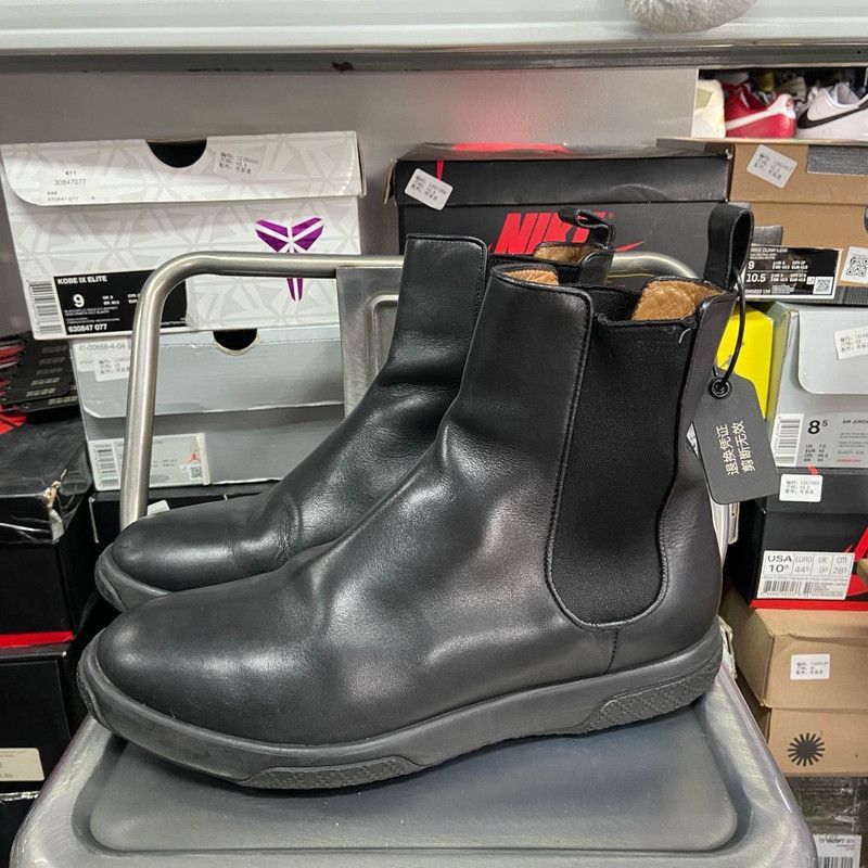 Gucci Gucci Men's Black Chelsea Boots for Business Size US 8.5 / EU 41-42 - 1 Thumbnail
