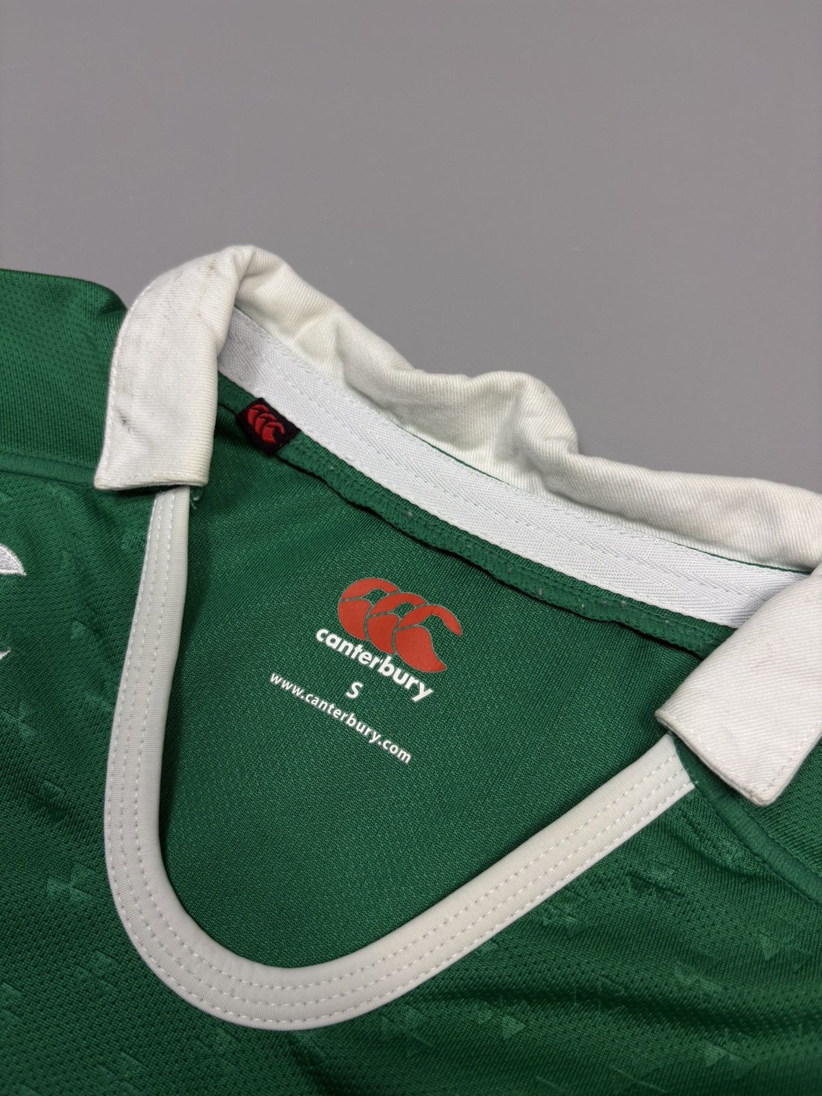Canterbury of New Zealand Canterbury Ireland Rugby 2014/2015 Home union jersey Size US S / EU 44-46 / 1 - 9 Thumbnail