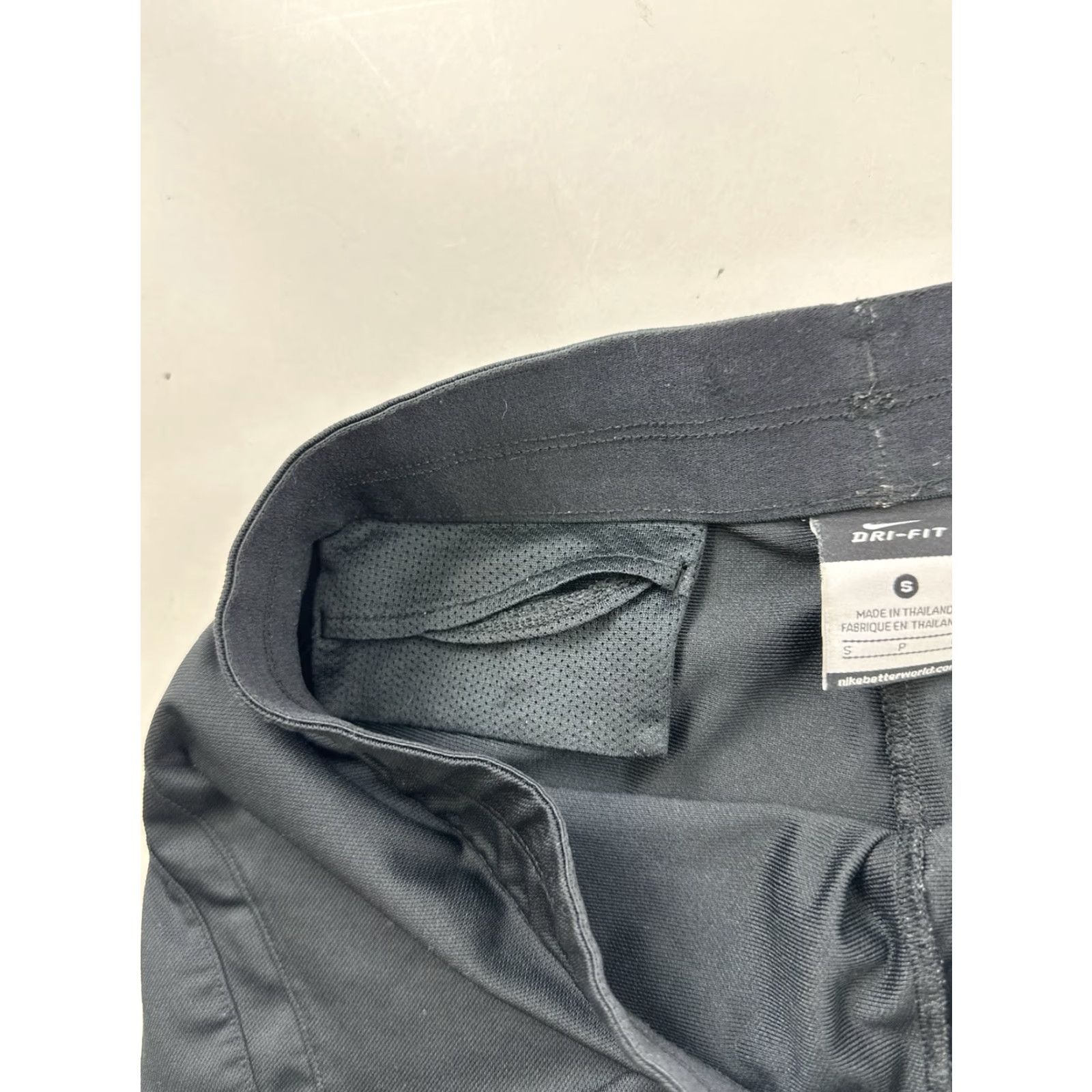Nike Nike Shorts Women S Black Athletic Training Running Size 28" / US 6 / IT 42 - 5 Thumbnail