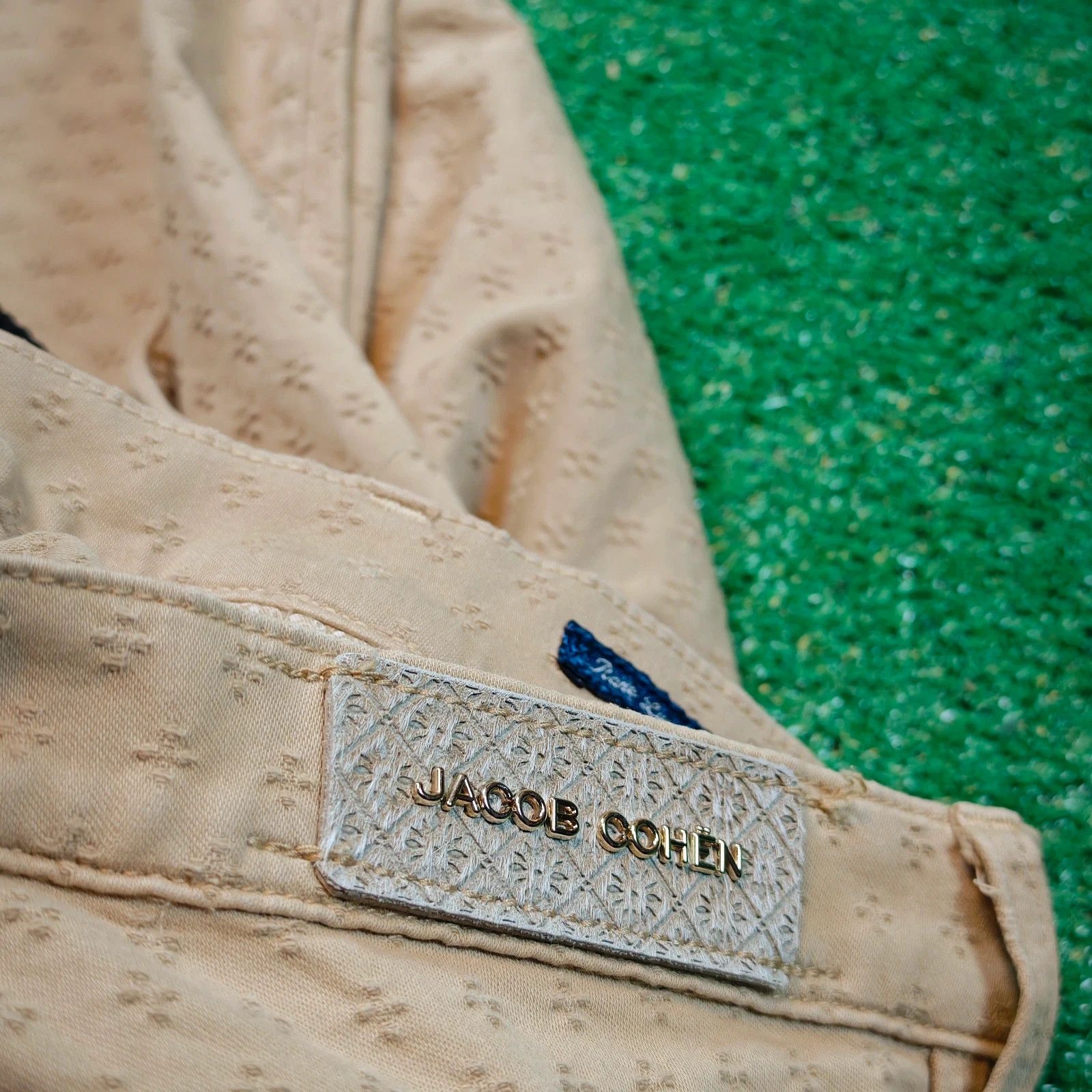 Jacob Cohen Jacob Cohen Jeans womens 28 slim straight beige japanese Size 28" / US 6 / IT 42 - 7 Thumbnail