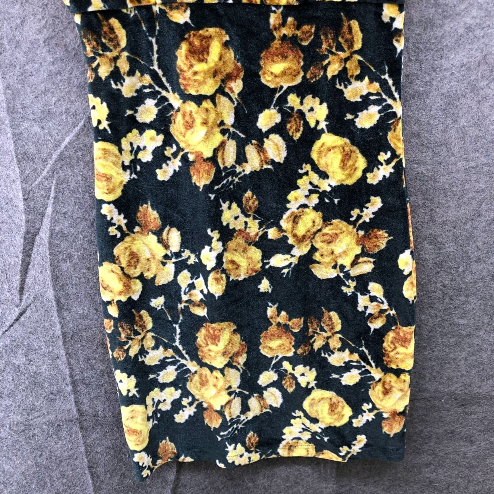 Urban Outfitters VINTAGE? No. Size S / US 4 / IT 40 - 4 Thumbnail