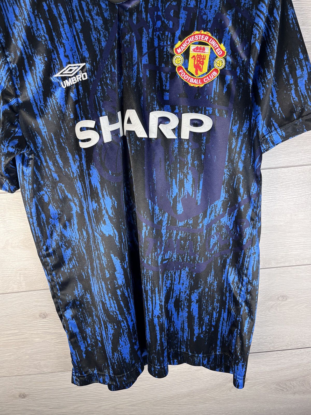 Umbro Vintage men’s soccer jersey Umbro FC Manchester United L Size US L / EU 52-54 / 3 - 4 Thumbnail