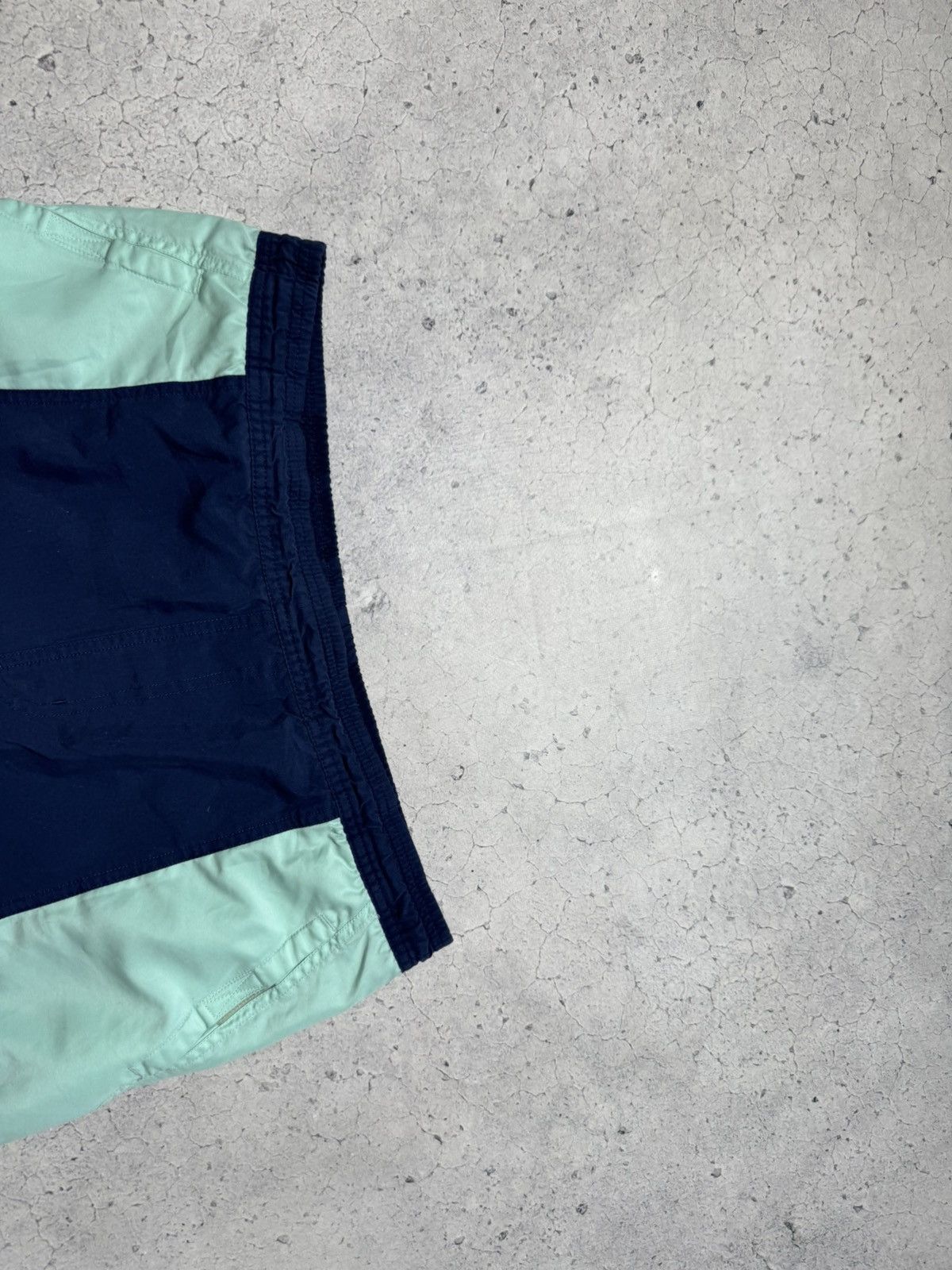 Yves Saint Laurent Yves Saint Laurent YSL Vintage Luxury Nylon Shorts Size US 30 / EU 46 - 4 Thumbnail