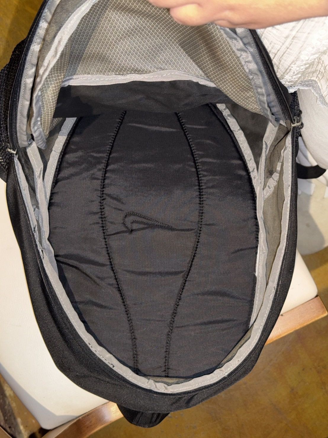 Nike Vintage Nike Miniswoosh 00's Backpack Size 28 - 6 Thumbnail