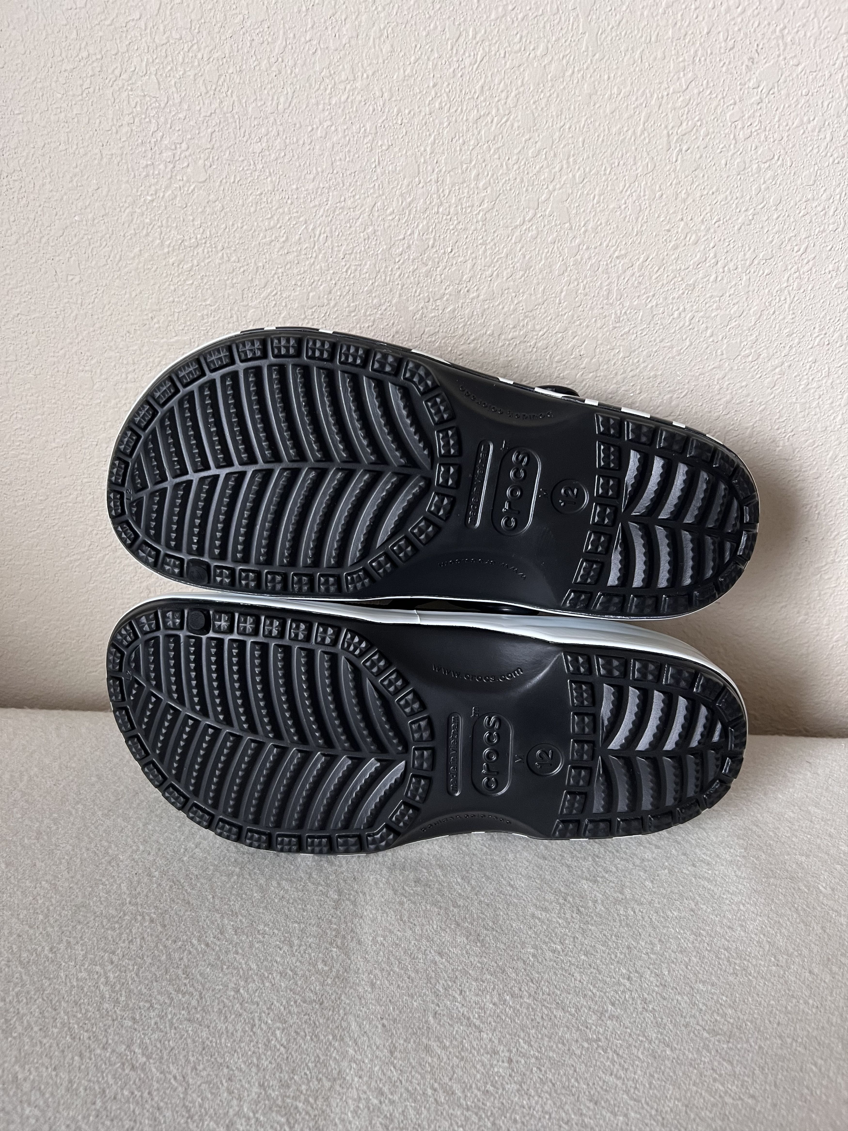 Crocs NASCAR Crocs Classic Clogs in Black Size US 12 / EU 45 - 6 Thumbnail