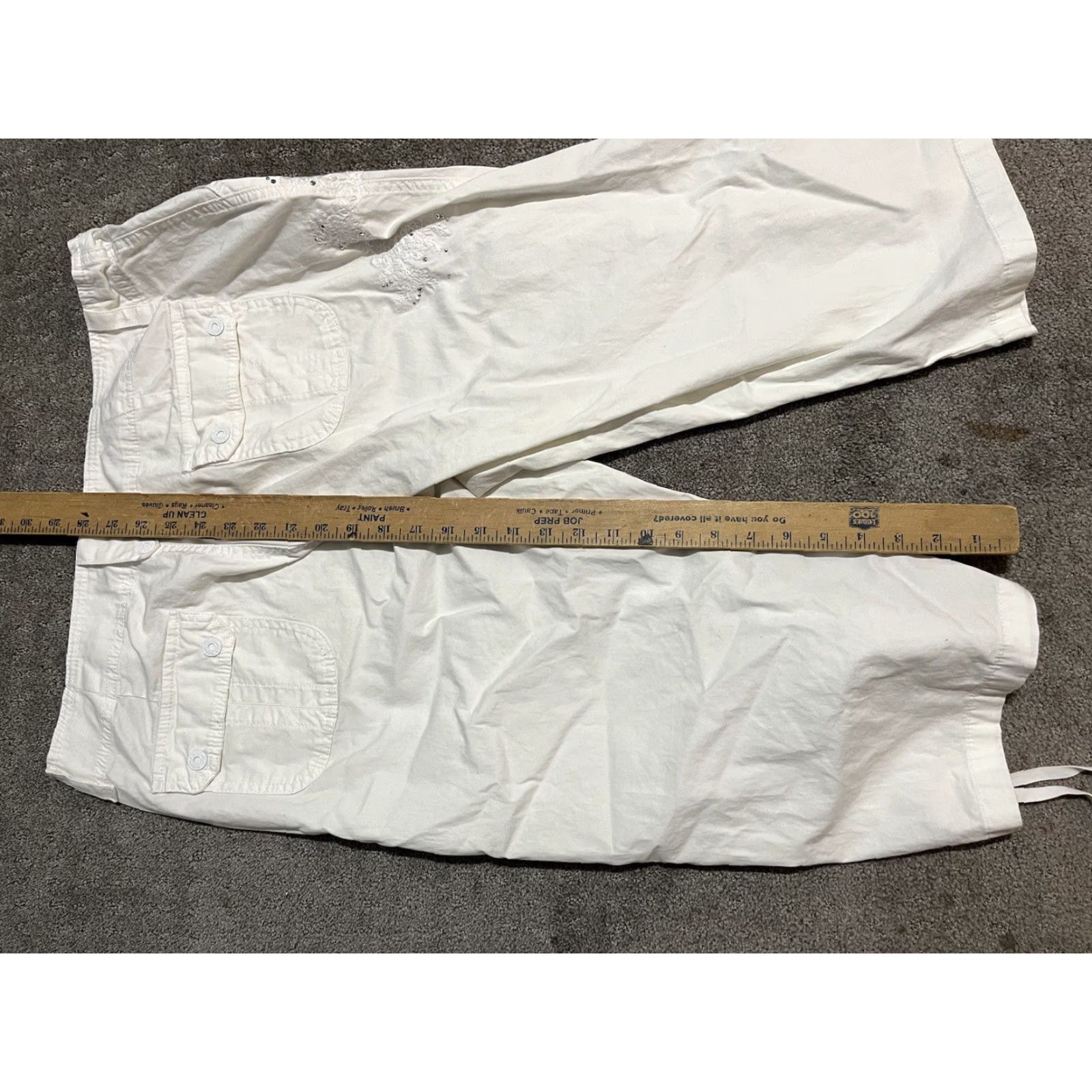 Gloria Vanderbilt Gloria Vanderbilt Capri Crop Pants Size 18 White Solid Pants Size 40" / US 18 - 5 Thumbnail