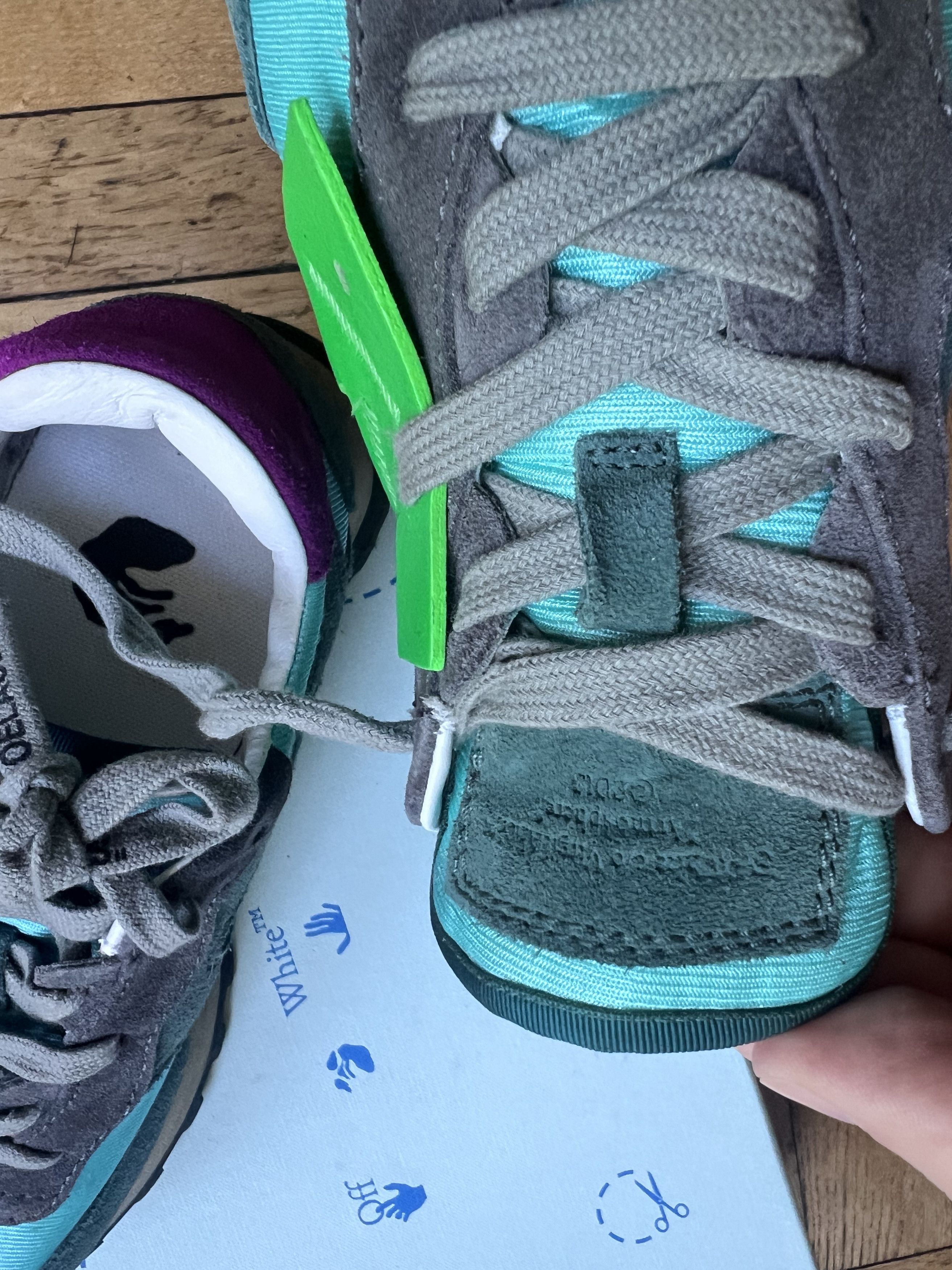 Off-White Off-White low runner / Virgil Era, Made in Italy | Sz37 Size US 7 / IT 37 - 11 Thumbnail