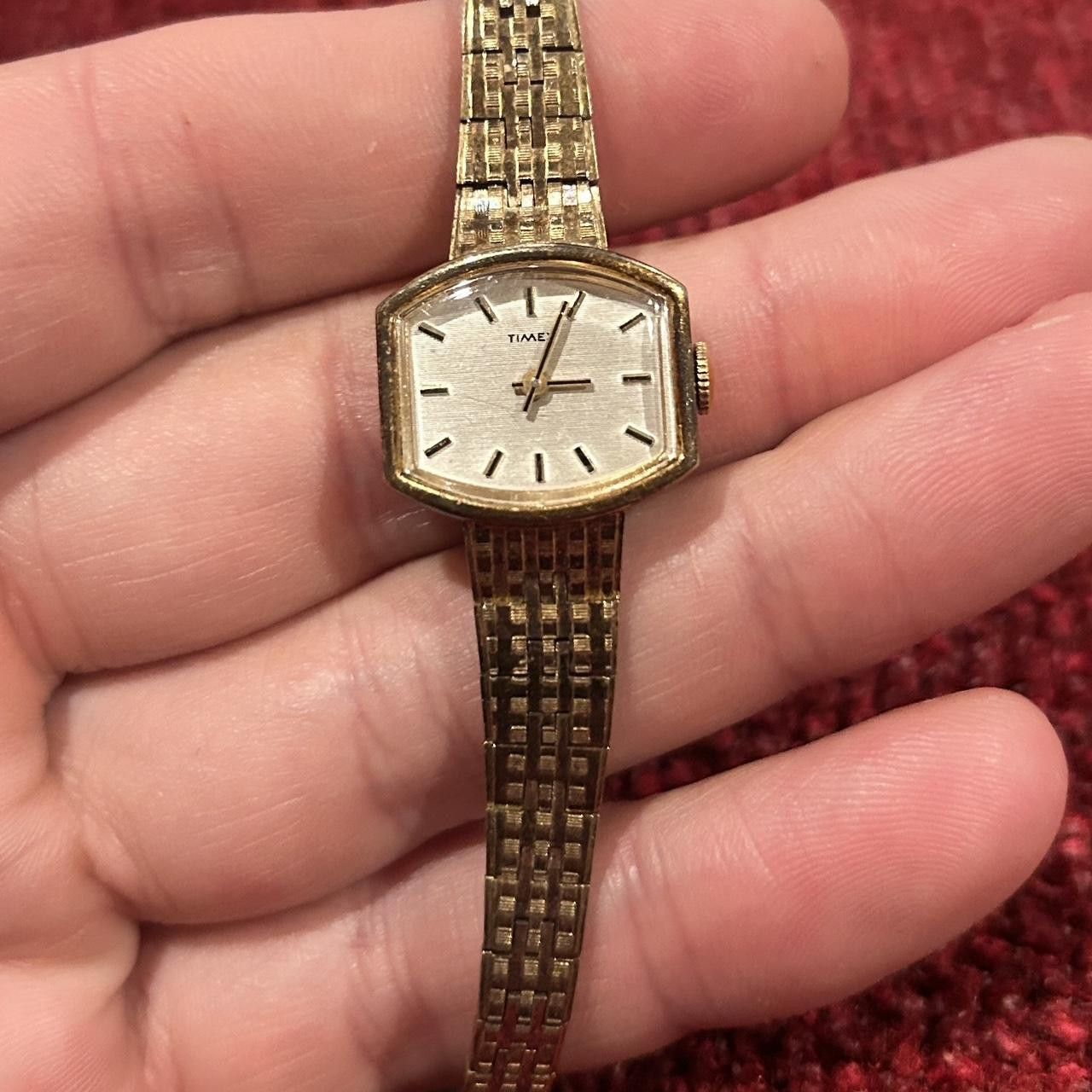 Timex Vintage Timex Women's Watch Size ONE SIZE - 1 Thumbnail