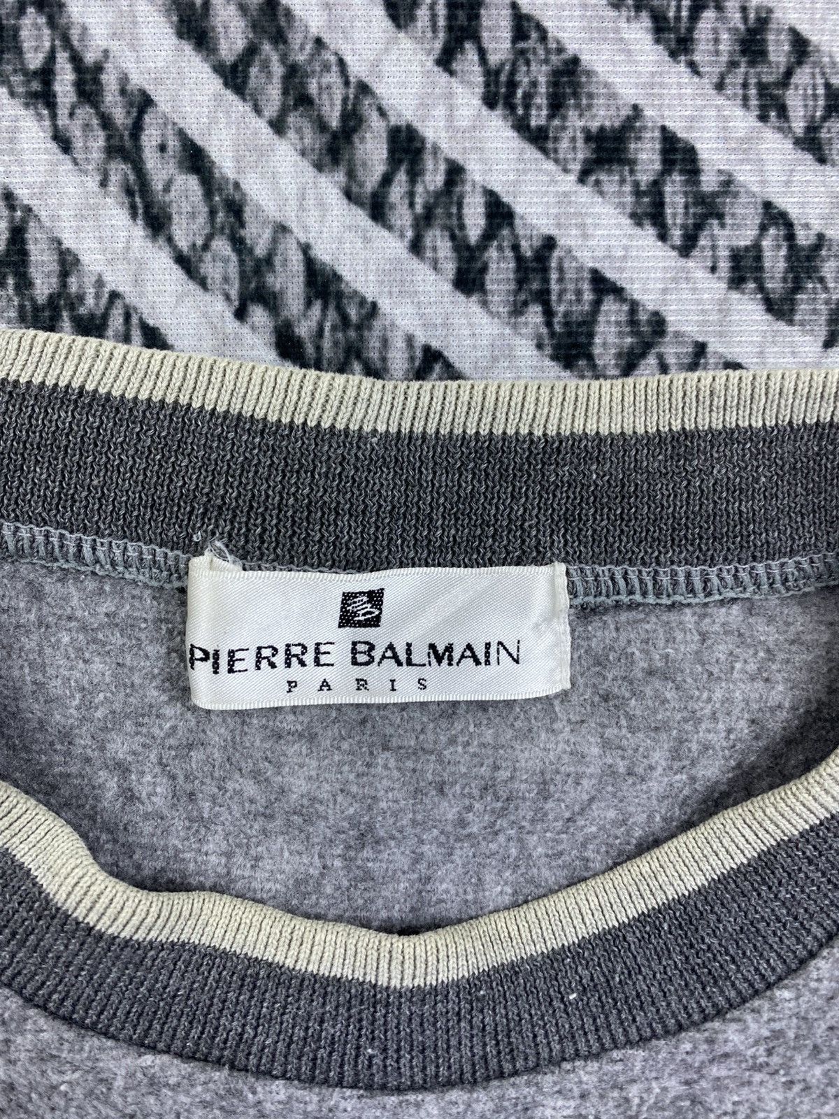 Pierre Balmain Vintage Pierre Balmain Paris Longsleeve Sweatshirt Size US XL / EU 56 / 4 - 6 Thumbnail
