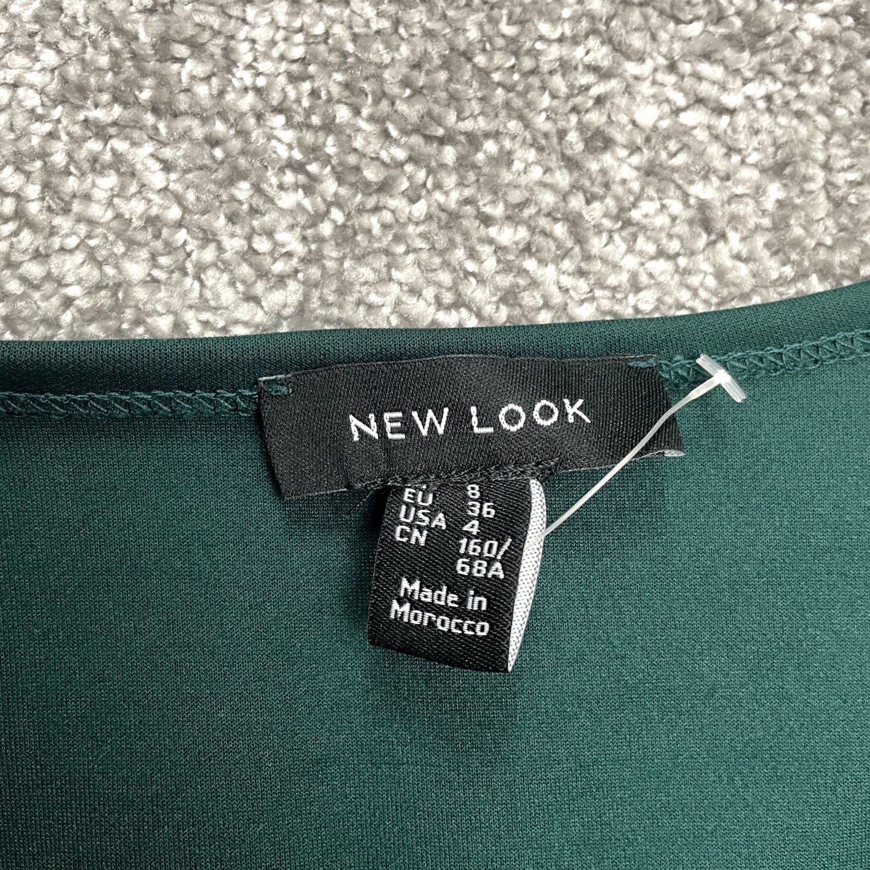 New Look VINTAGE? No. New Look Mermaid Bodycon Midi Dress Womens 4 Emerald Green V-Neck Sleeveless Size S / US 4 / IT 40 - 4 Thumbnail
