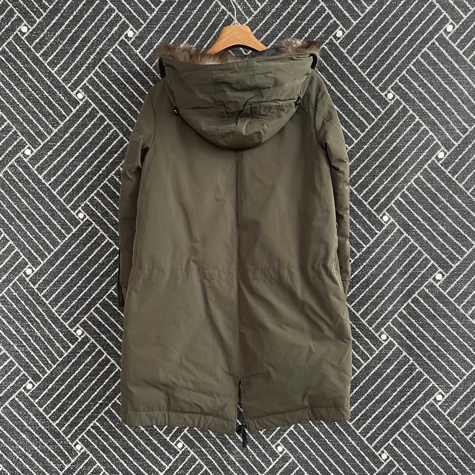 Moncler Moncler 99 New Army Green Fur Collar Parka Women's 0 Size XS / US 0-2 / IT 36-38 - 2 Thumbnail