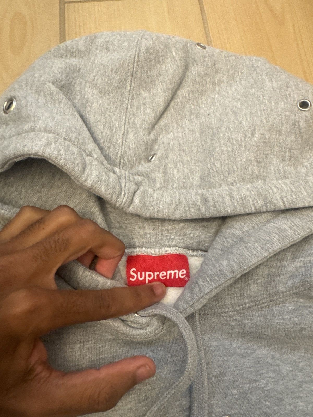 Supreme Supreme Grommet Hoodie – FW20 Size US L / EU 52-54 / 3 - 8 Thumbnail