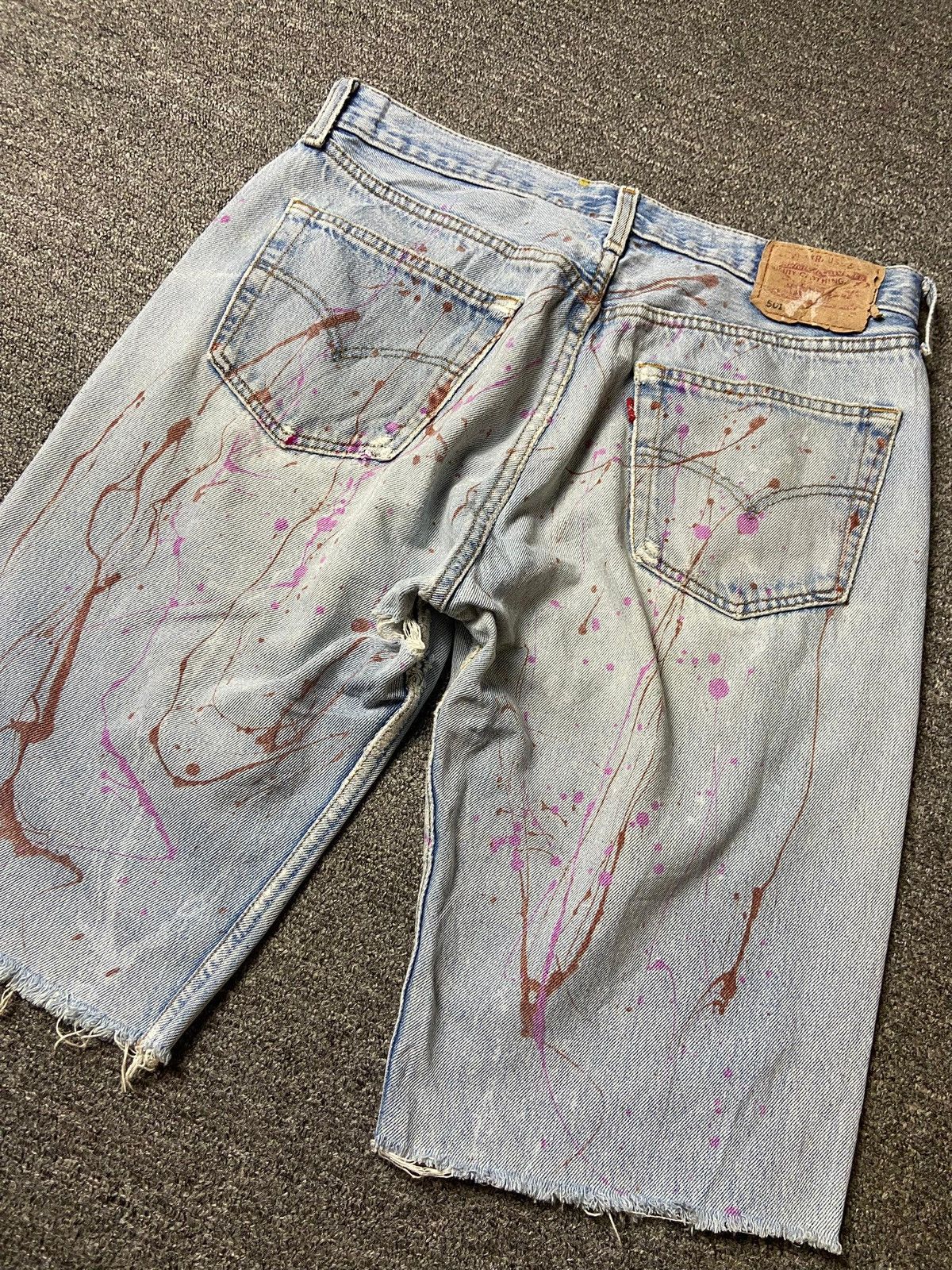 Levi's Vintage LEVIS Paint Splatter Denim Shorts (143) Size US 32 / EU 48 - 3 Thumbnail