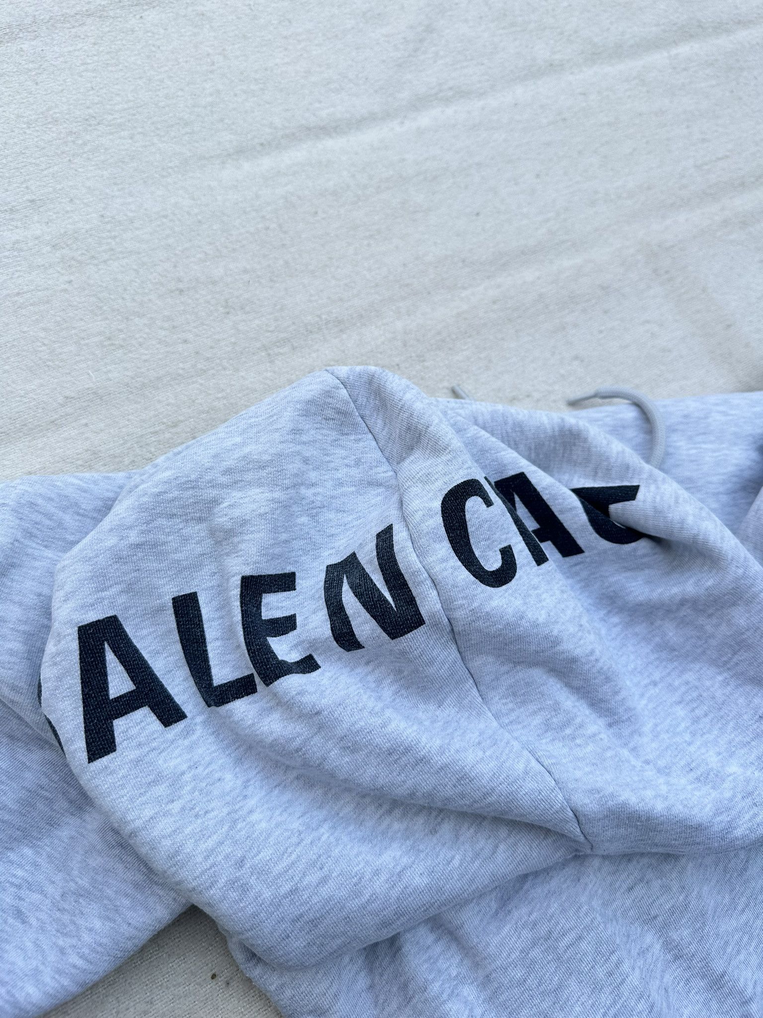 Balenciaga Balenciaga Sweatshirt Hood Back Logo Gray Hoodie Size US XS / EU 42 / 0 - 7 Thumbnail