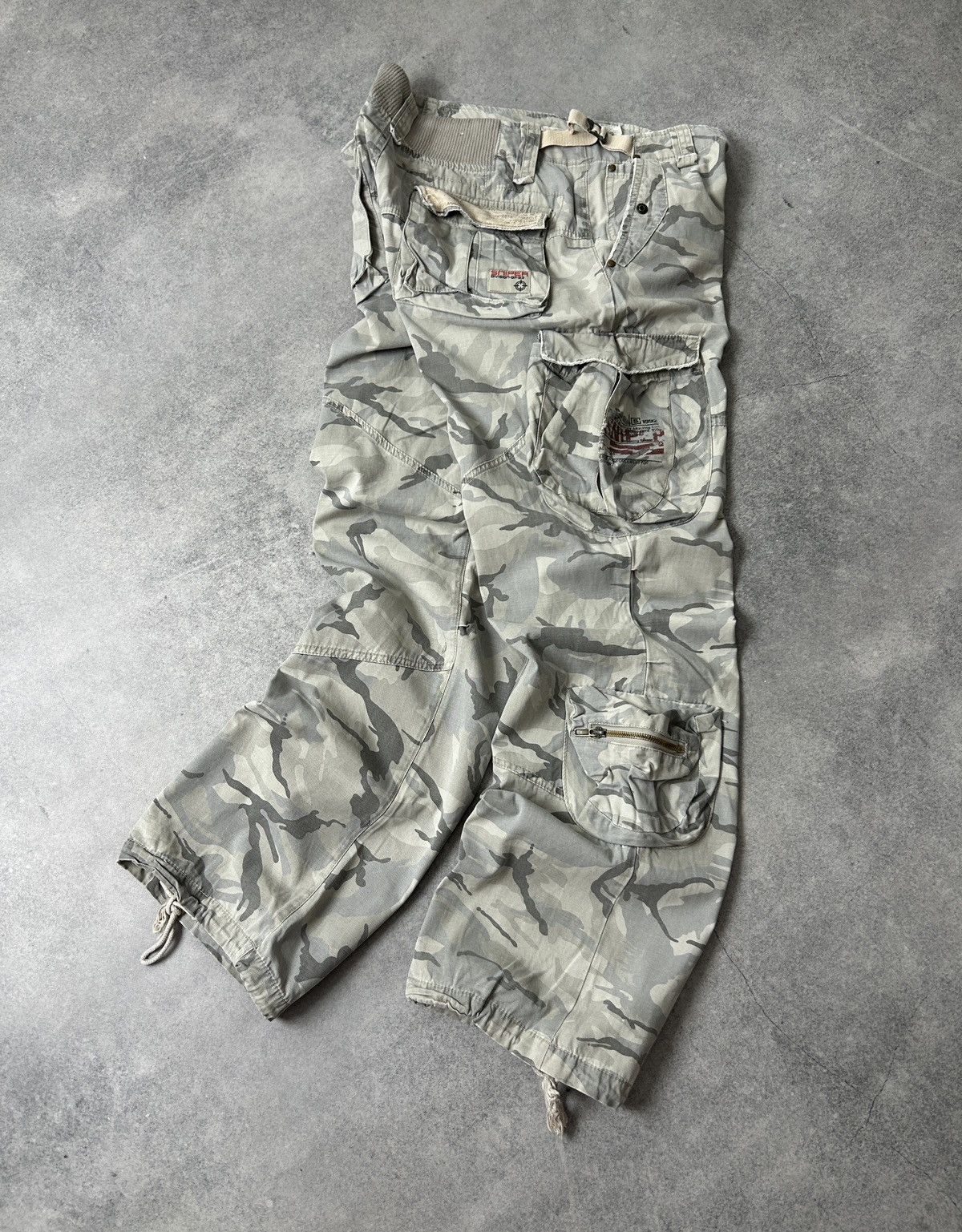 Quicksilver Vintage Fishbone sniper camo multi-pocket pants Size US 32 / EU 48 - 3 Thumbnail