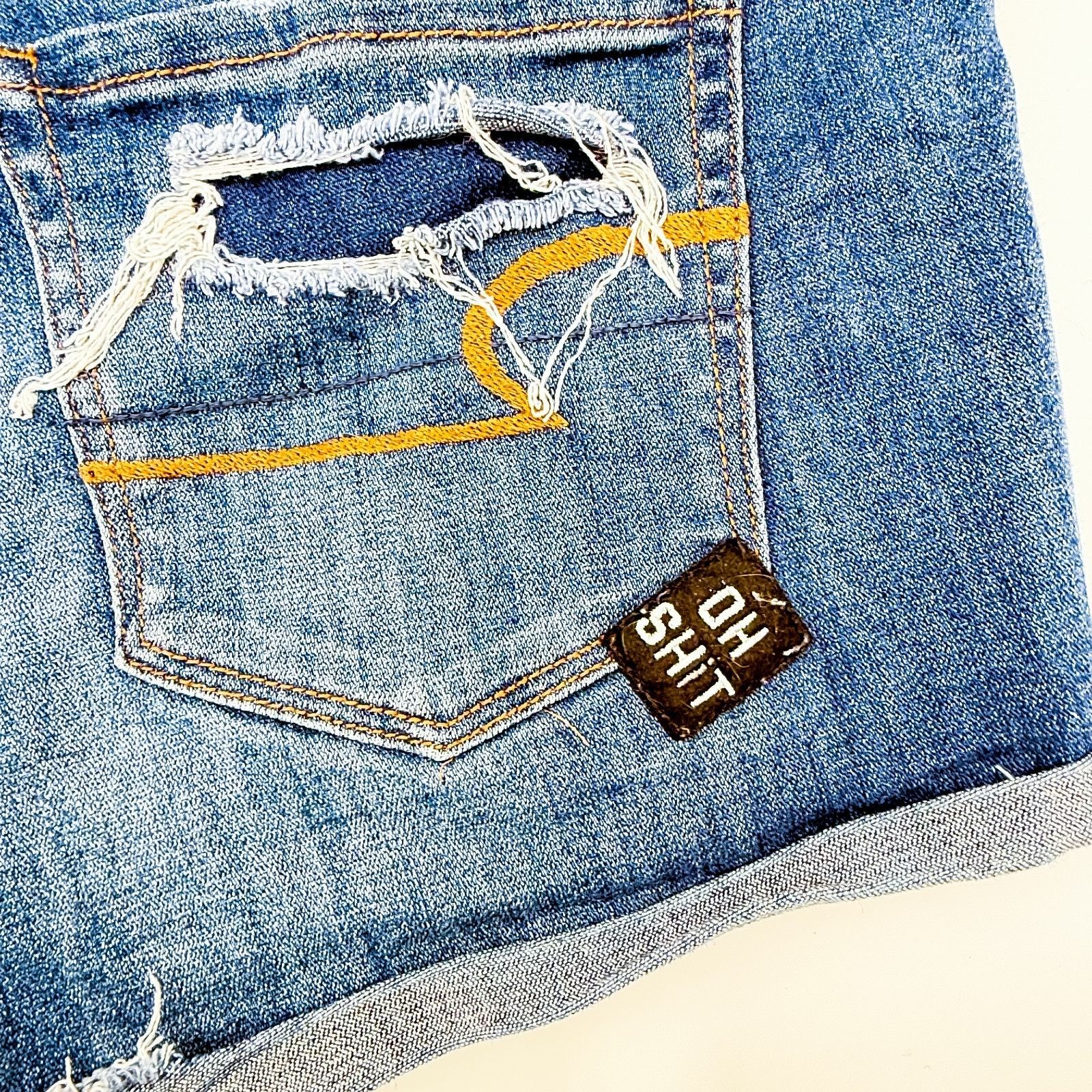 American Eagle Outfitters American Eagle Hi-Rise Shorts Size 4 Shortie Next Level Stre Size 26" / US 2 / IT 38 - 9 Thumbnail