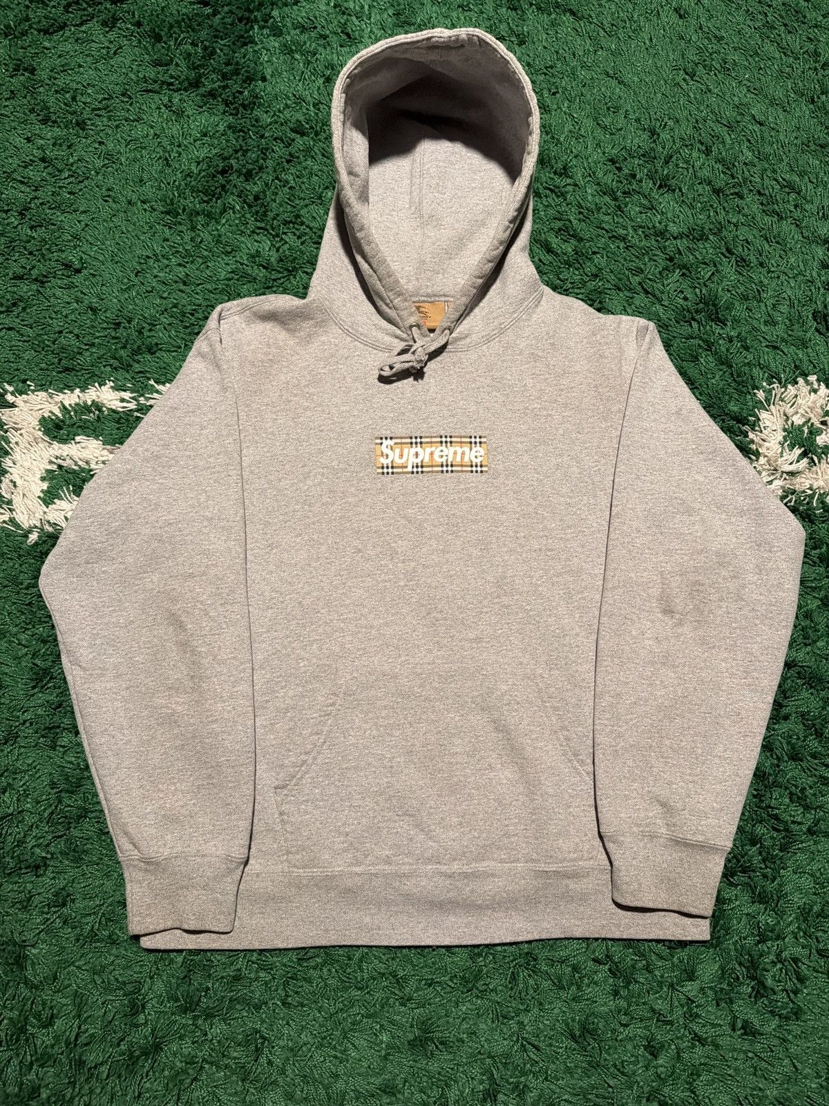 Supreme Supreme x Burberry Box Logo Hoodie Spring/Summer 2022 Size US M / EU 48-50 / 2 - 1 Thumbnail