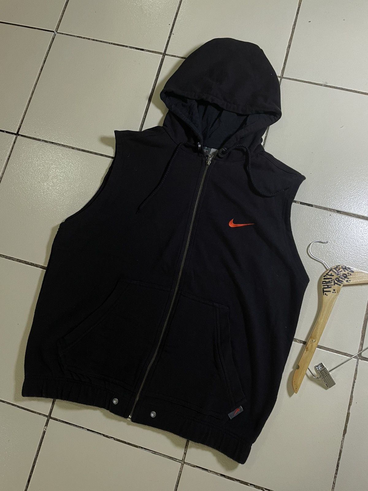 Nike VINTAGE NIKE TRAINING SLEEVLESS HOODIE Size US S / EU 44-46 / 1 - 1 Thumbnail