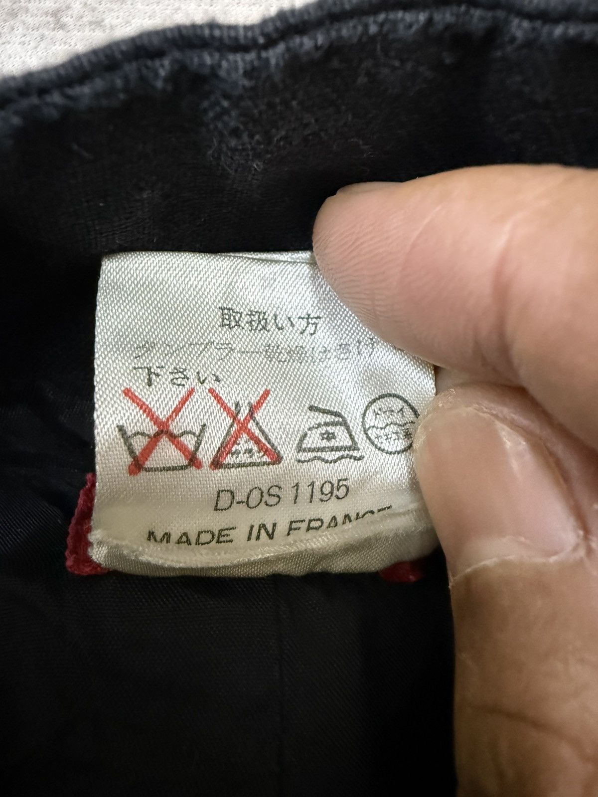 Japanese Brand × Kenzo × Vintage Vintage Kenzo Black Linen Embroidered Floral Boho Short Open Size XS / US 0-2 / IT 36-38 - 8 Thumbnail