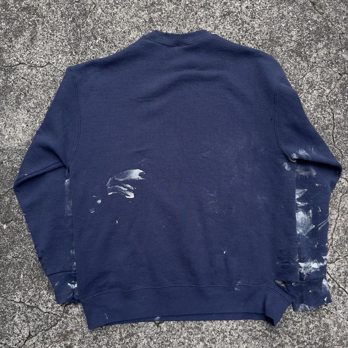 Vintage Vintage Thrashed Painted Crewneck Sweatshirt Size US L / EU 52-54 / 3 - 8 Thumbnail