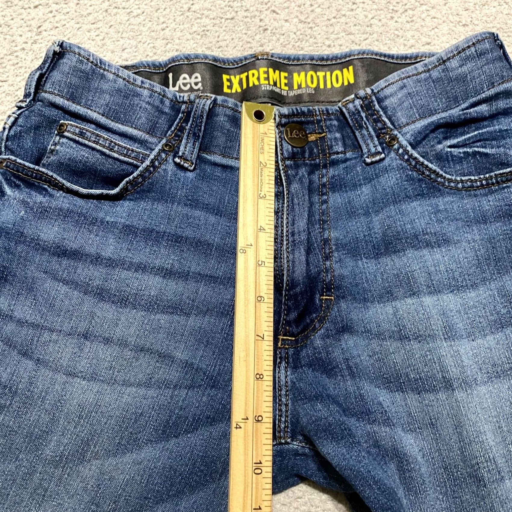 Lee Lee Jeans Mens 30x34 Blue Denim Extreme Motion Medium Wash Straight Mid Rise Size US 30 / EU 46 - 7 Thumbnail
