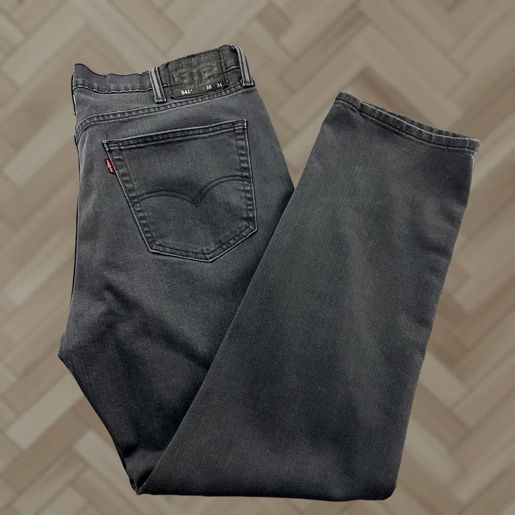 Levi's Levi's 541 Athletic Fit Denim Jeans Black Wash Men 38x34 Regular Jeans Mens 541 Athletic Fit Denim Black Wash Jeans Size US 38 / EU 54 - 1 Thumbnail