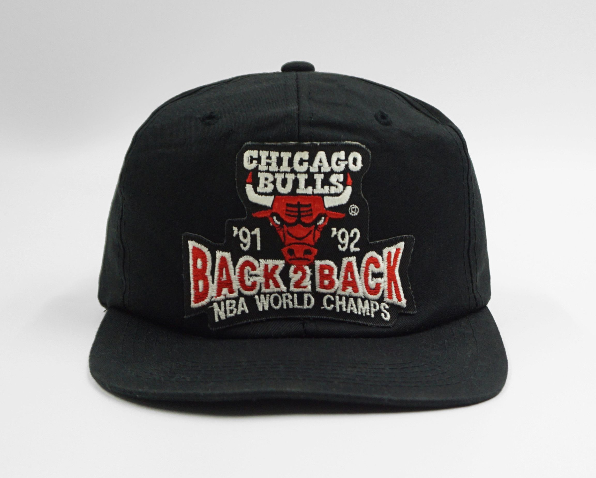 Starter 90's Chicago Bulls Back-to-Back NBA Word Champion Cap Size ONE SIZE - 1 Thumbnail