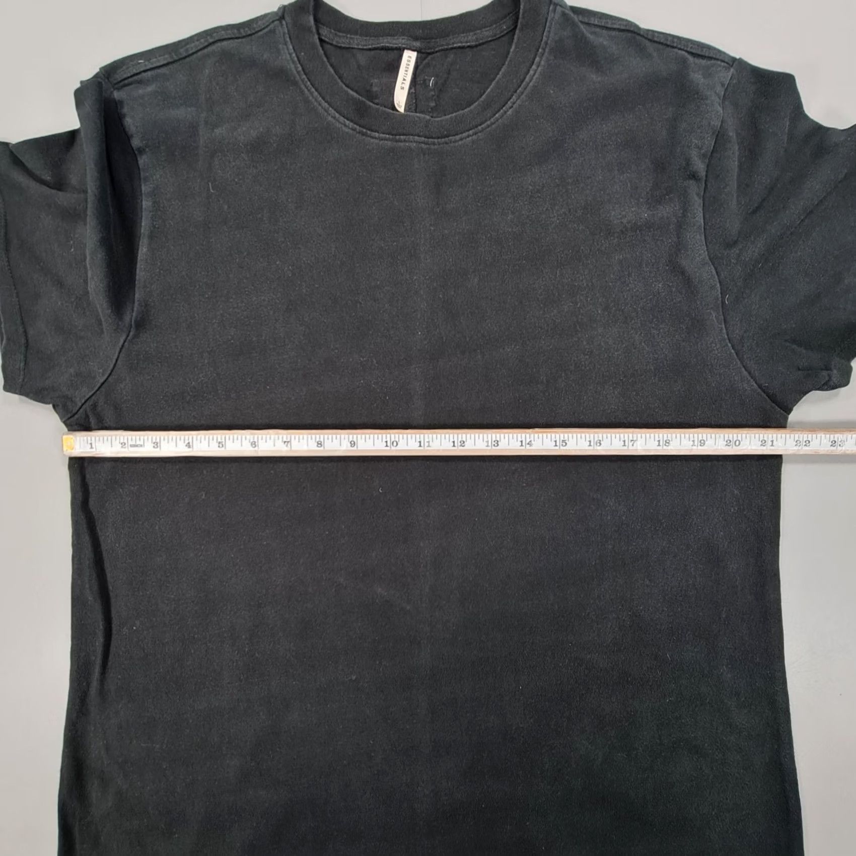 Fear of God Fear Of God Essentials Mens T Shirt Black Large Long Line Cotton Tee FOG Shirt Mens L Black Essentials 90s? Size US L / EU 52-54 / 3 - 4 Thumbnail