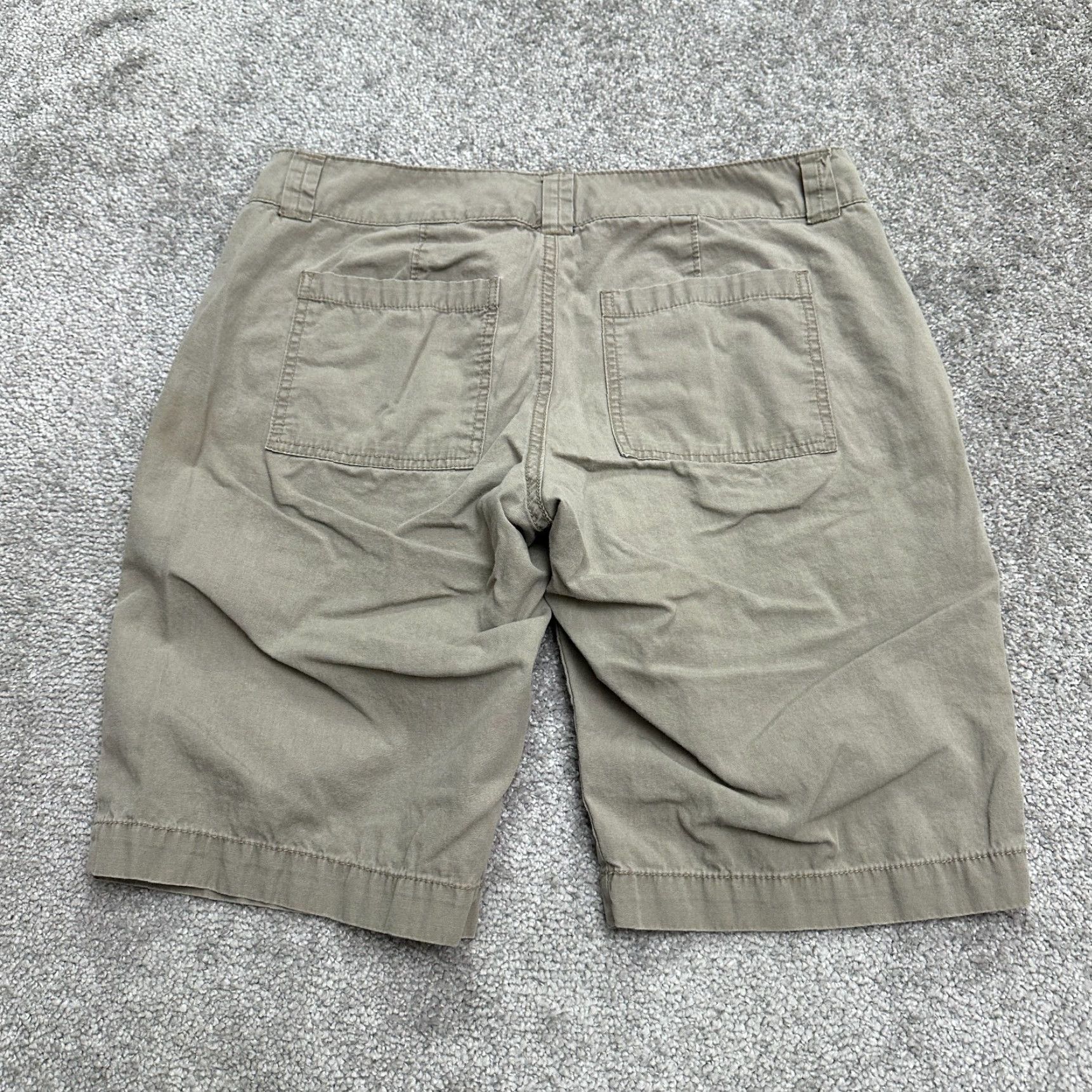 Old Navy Old Navy Bermuda Shorts Womens 4 Brown Mid Rise Pocket Cotton 31x10.5 Size 27" / US 4 / IT 40 - 2 Thumbnail