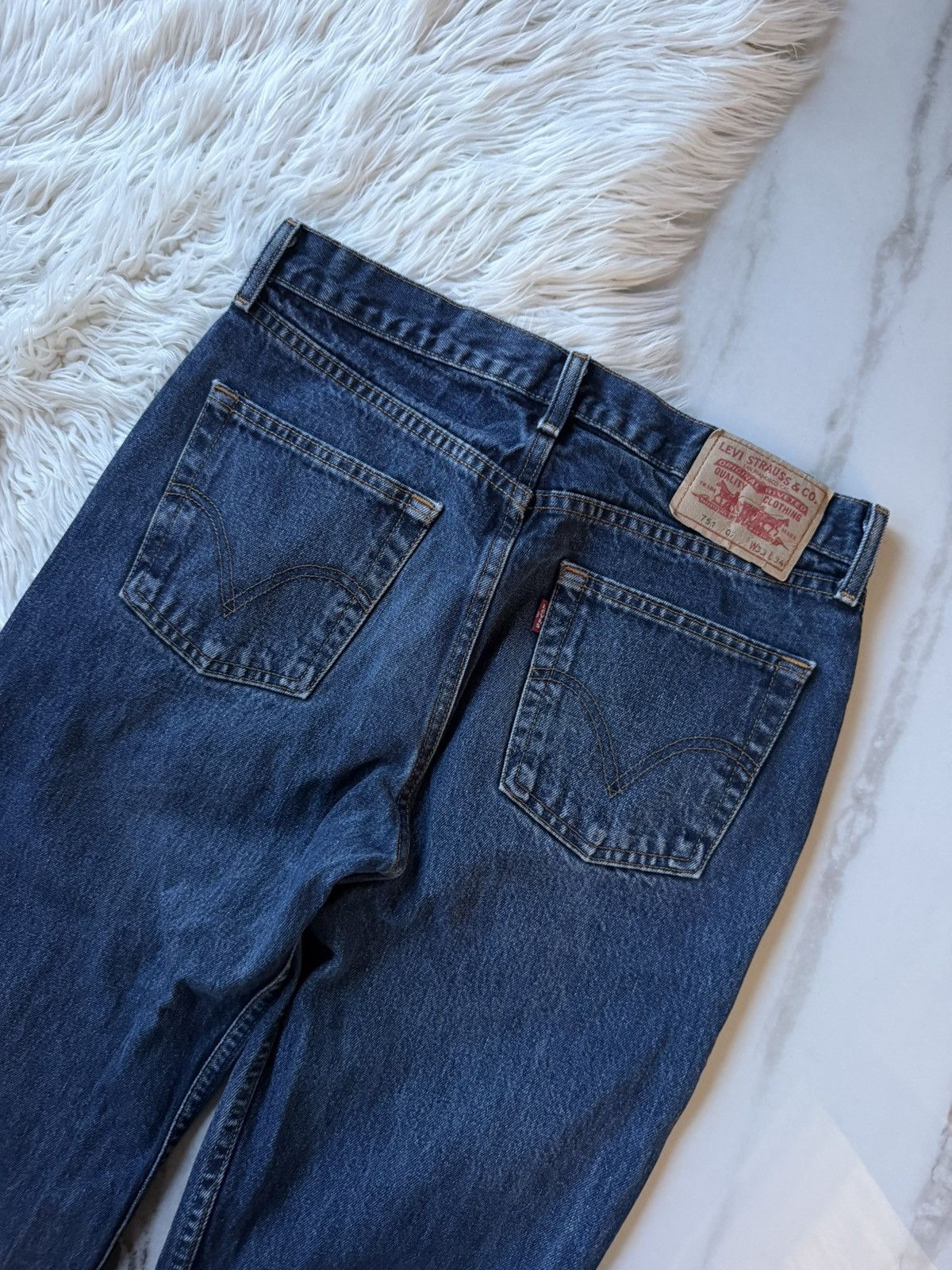 Levi's VINTAGE Levi's 501 Jeans Baggy Fit Distressed/Worn Y2K Skate Size US 33 - 5 Thumbnail