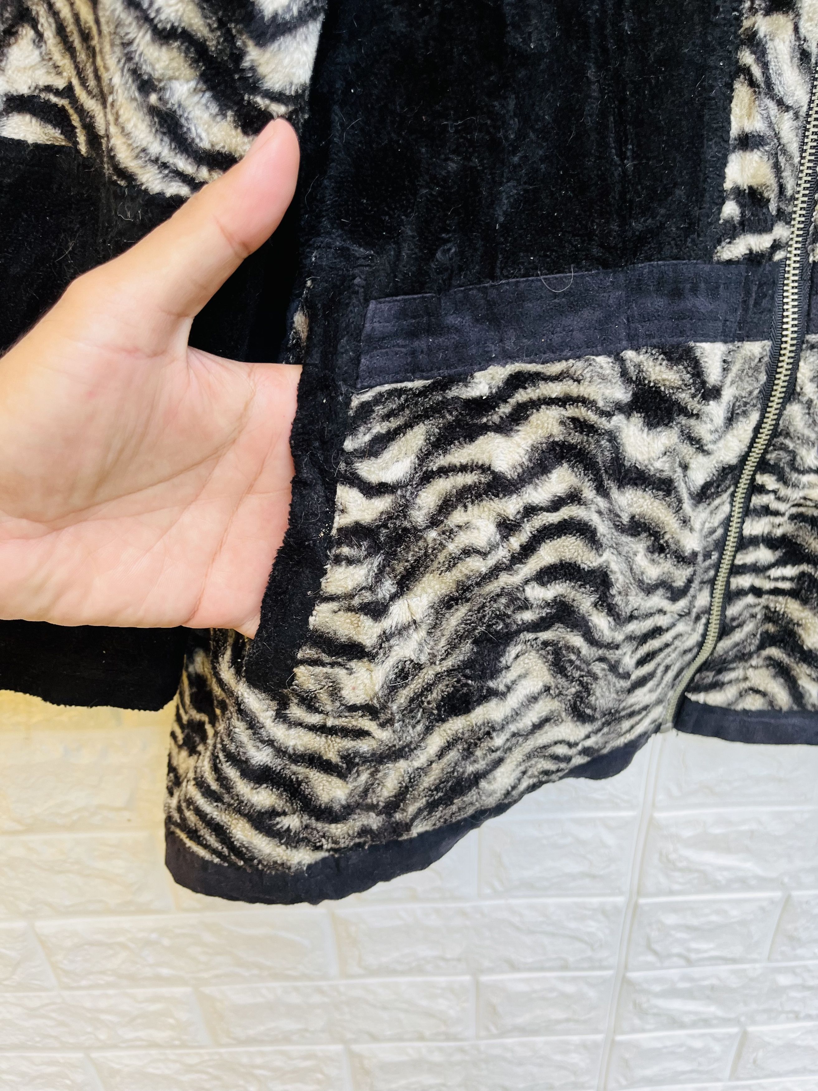 Japanese Brand × Vintage Vintage Galfy Chrunch Hip Hop Designer Fashion Style Size US L / EU 52-54 / 3 - 8 Thumbnail