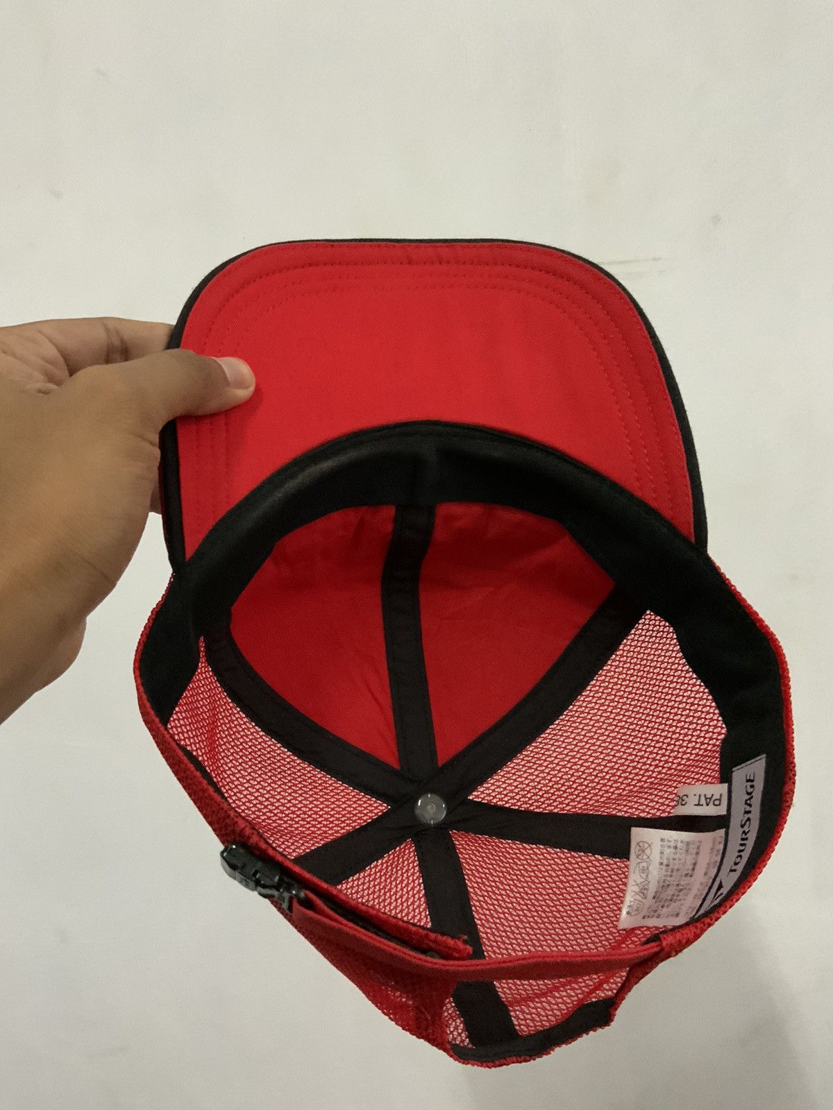 Japanese Brand Tour Stage Big Logo Embroidery Trucker Hat Size ONE SIZE - 8 Thumbnail