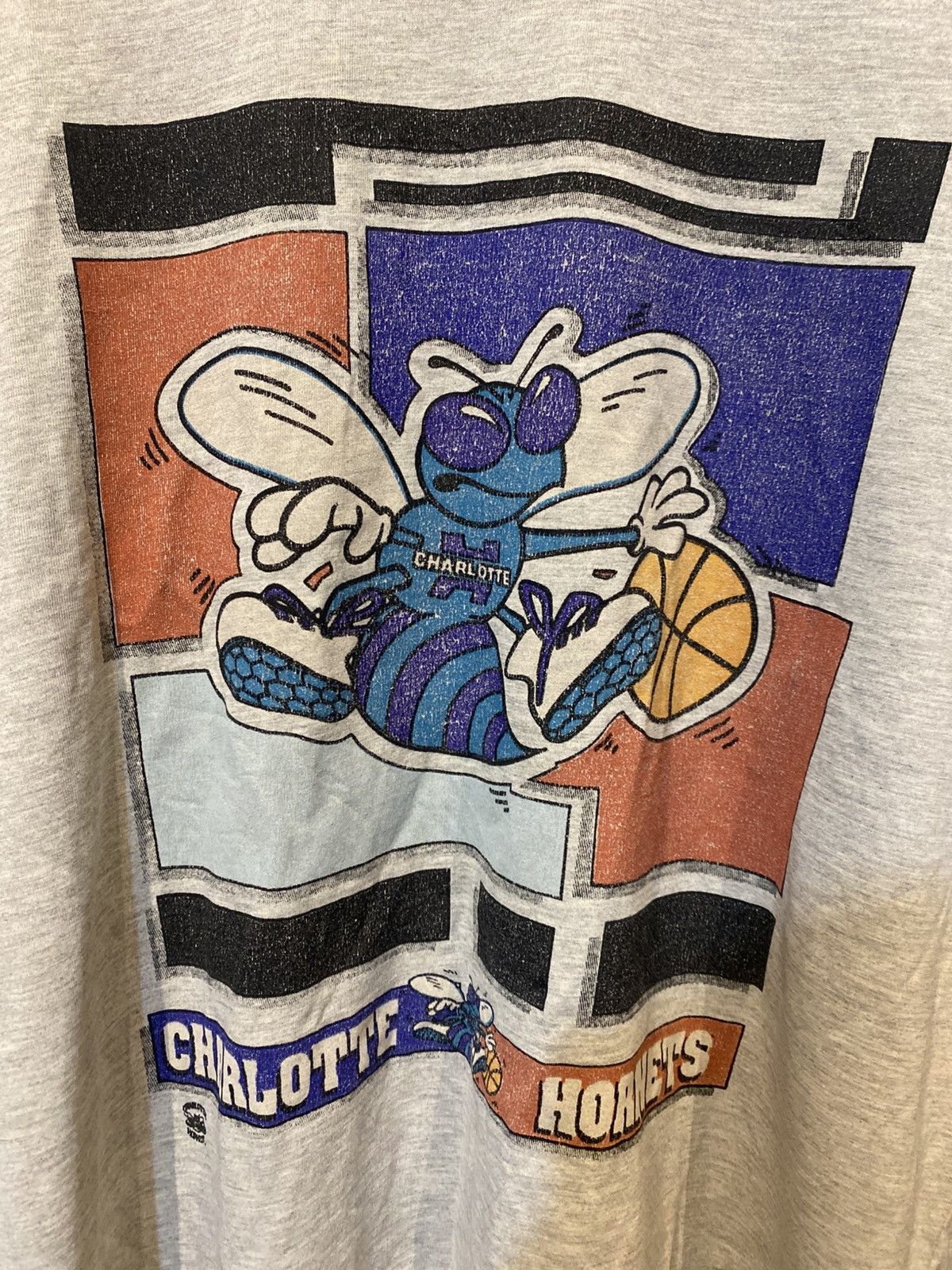 Other Vintage Charlotte Hornets Tshirt Size US XL / EU 56 / 4 - 3 Thumbnail