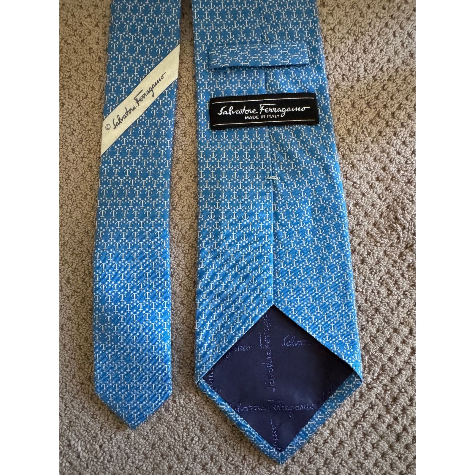 Salvatore Ferragamo Italy Salvatore Ferragamo Silk Blue & Silver Anchors Tie Size ONE SIZE - 2 Thumbnail