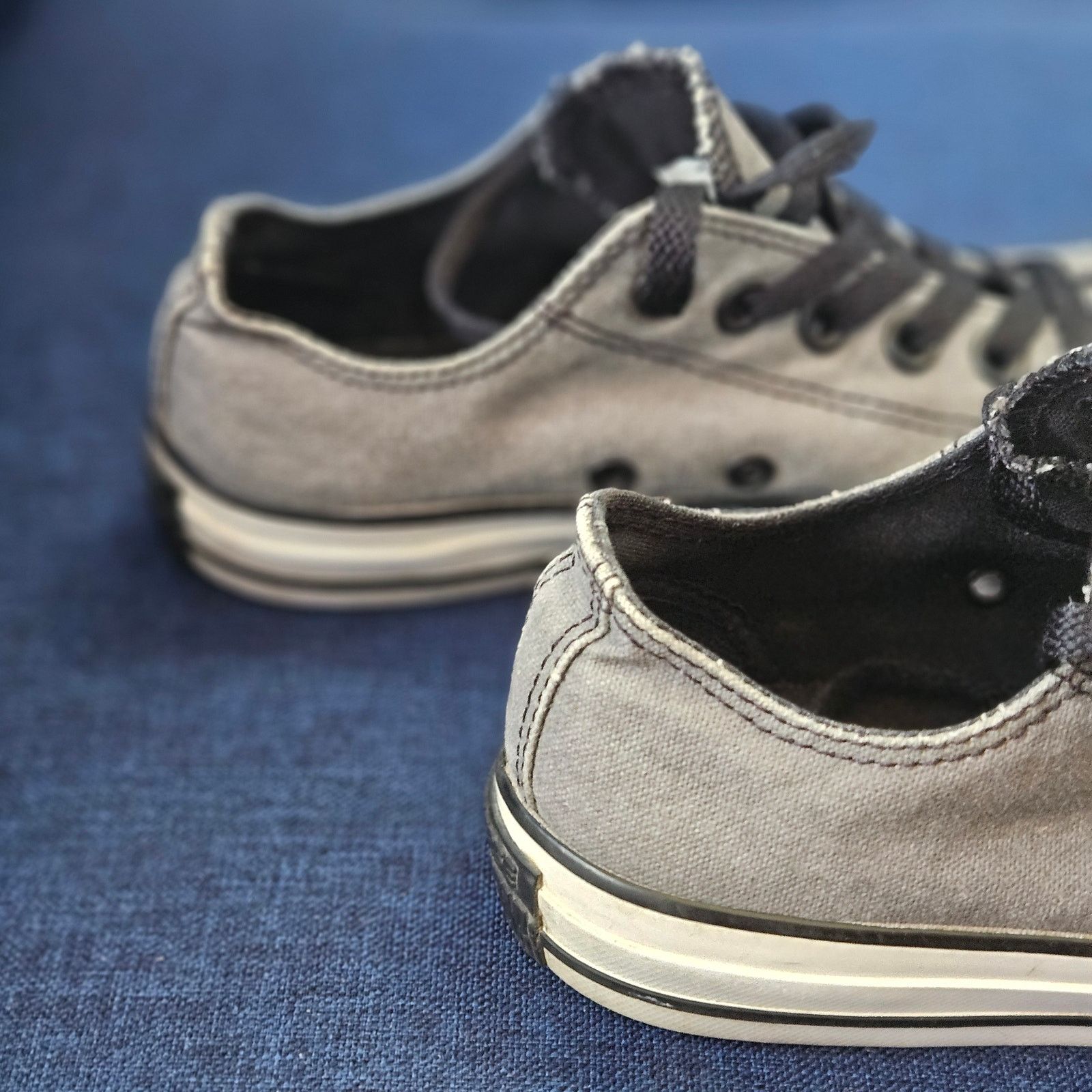 Converse Converse Chuck Taylor All Star Low Top Sneakers Grey SZ 6.5W Size US 8 / IT 38 - 3 Thumbnail