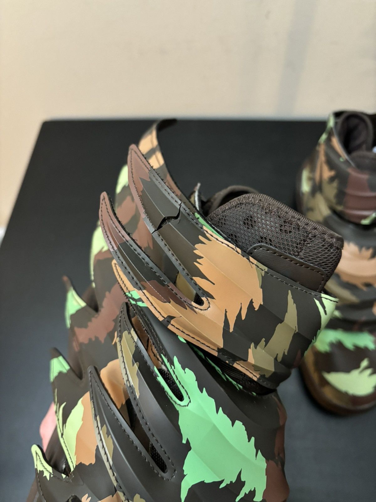 Adidas × Jeremy Scott adidas JS Jeremy Scott Wings 3.0 Sauvage Camo Size US 12 / EU 45 - 4 Thumbnail