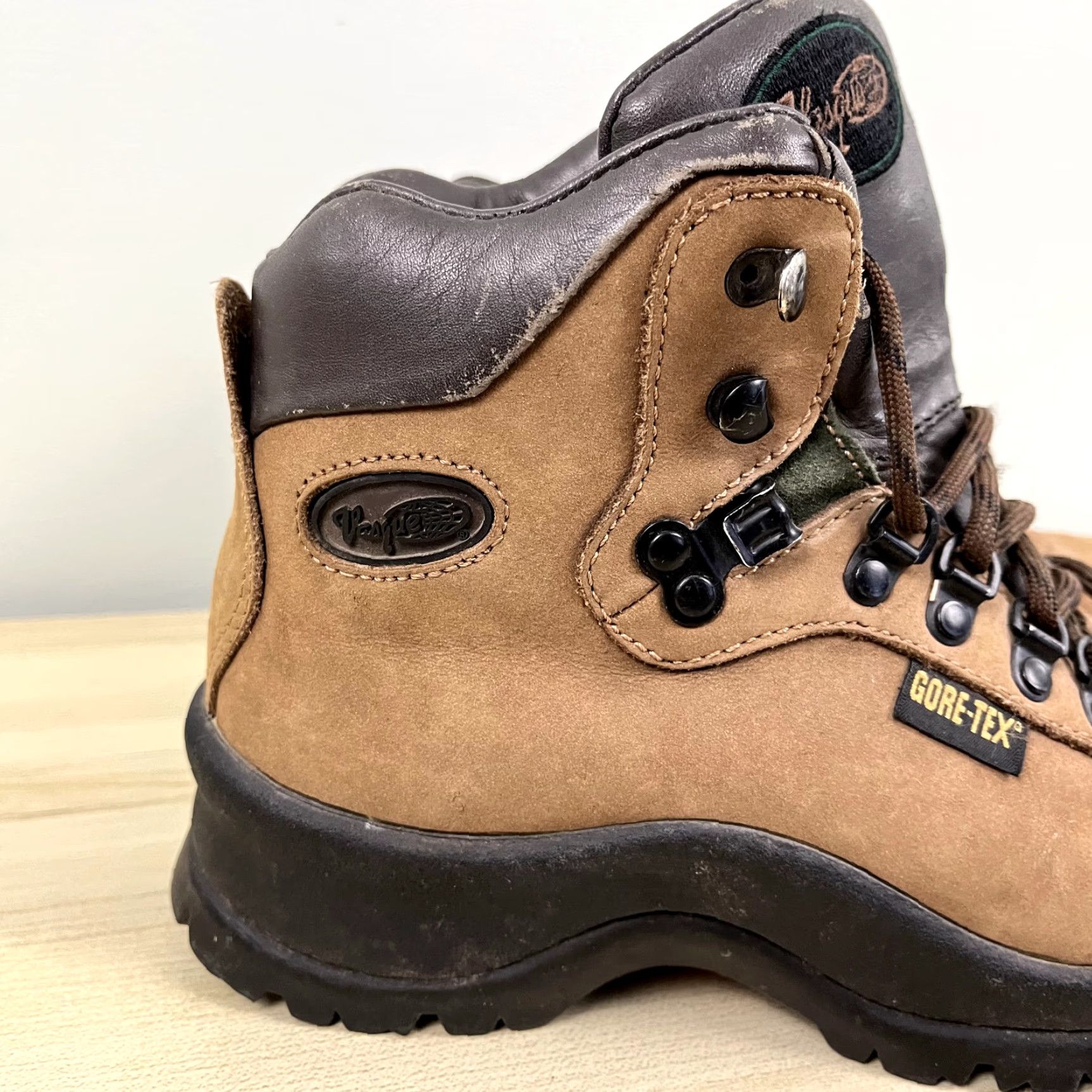Vasque VASQUE Skywalk 7179 Boots Womens Size 7 Brown Gore-Tex Hiking Leather Waterproof Ankle Boot Size US 7 / IT 37 - 3 Thumbnail