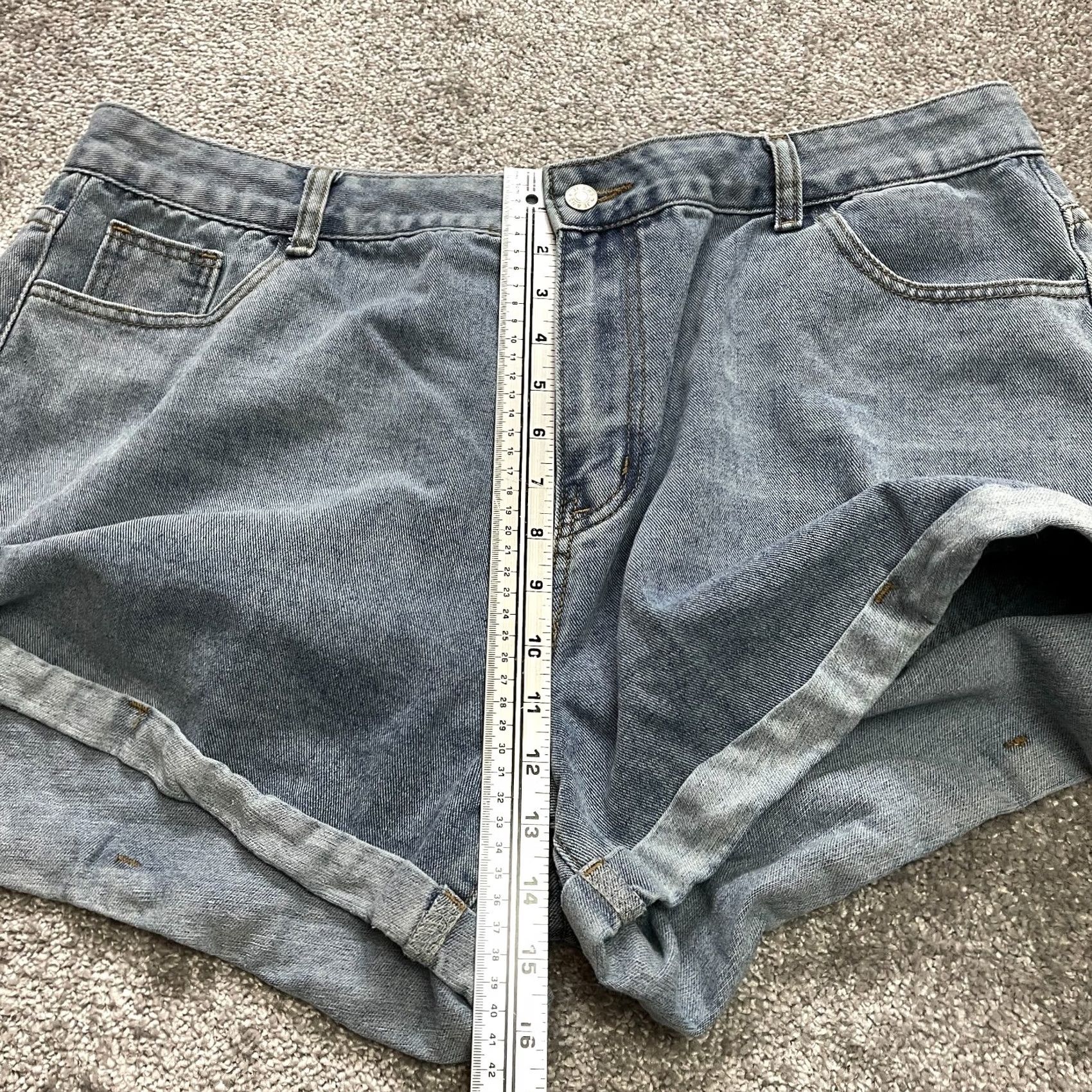 Shein Shein Bermuda Jean Shorts Womens 3XL Blue Denim High Rise Rolled Faded Wash 3" Size 40" / US 18 - 3 Thumbnail