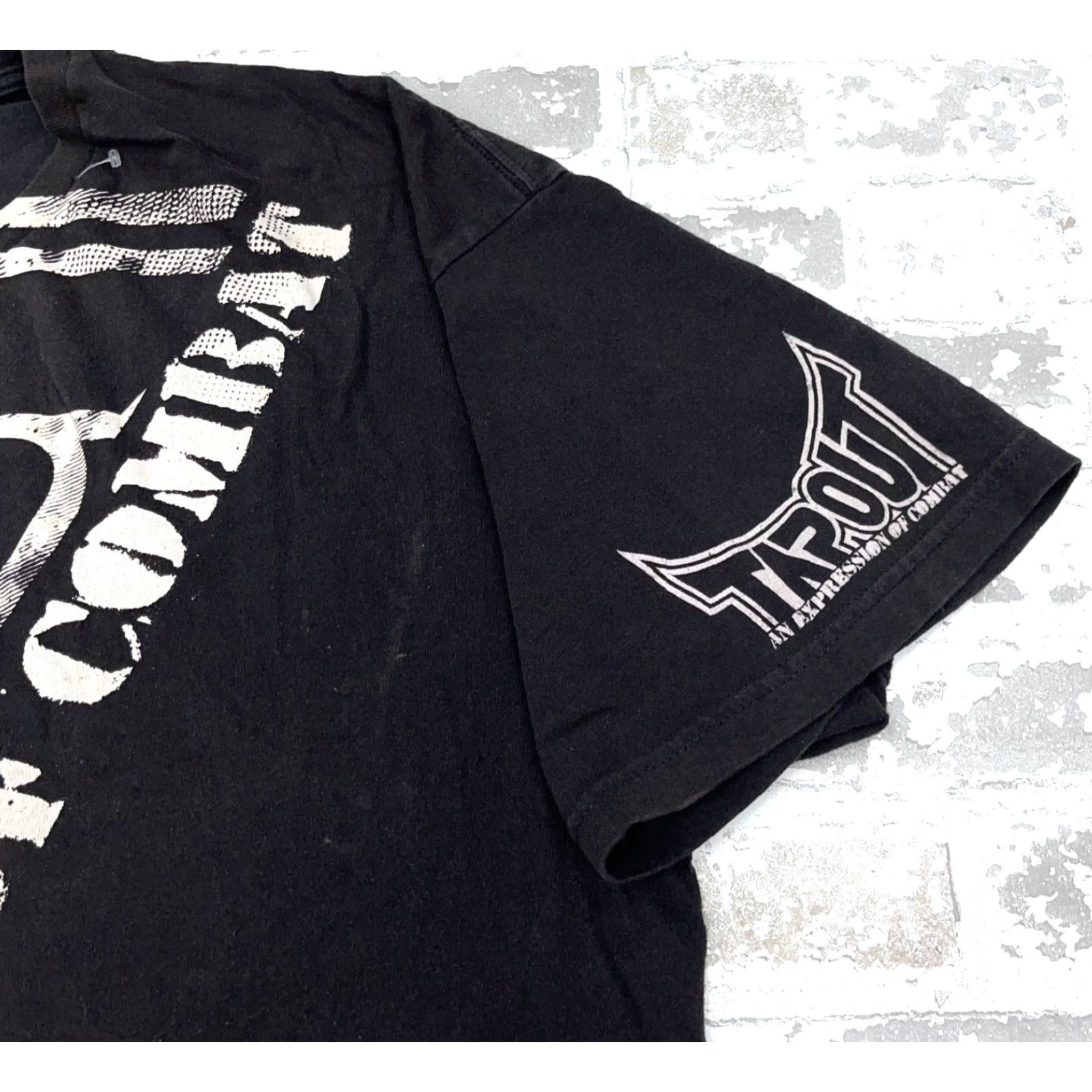 Tapout VINTAGE Tapout Shirt Men 2XL Black Tee Graphic Print Viking Gothic Grunge Motorcycle Punk USA Sun Faded AOP Short Sleeve T-Shirt Mens Size US XXL / EU 58 / 5 - 6 Thumbnail
