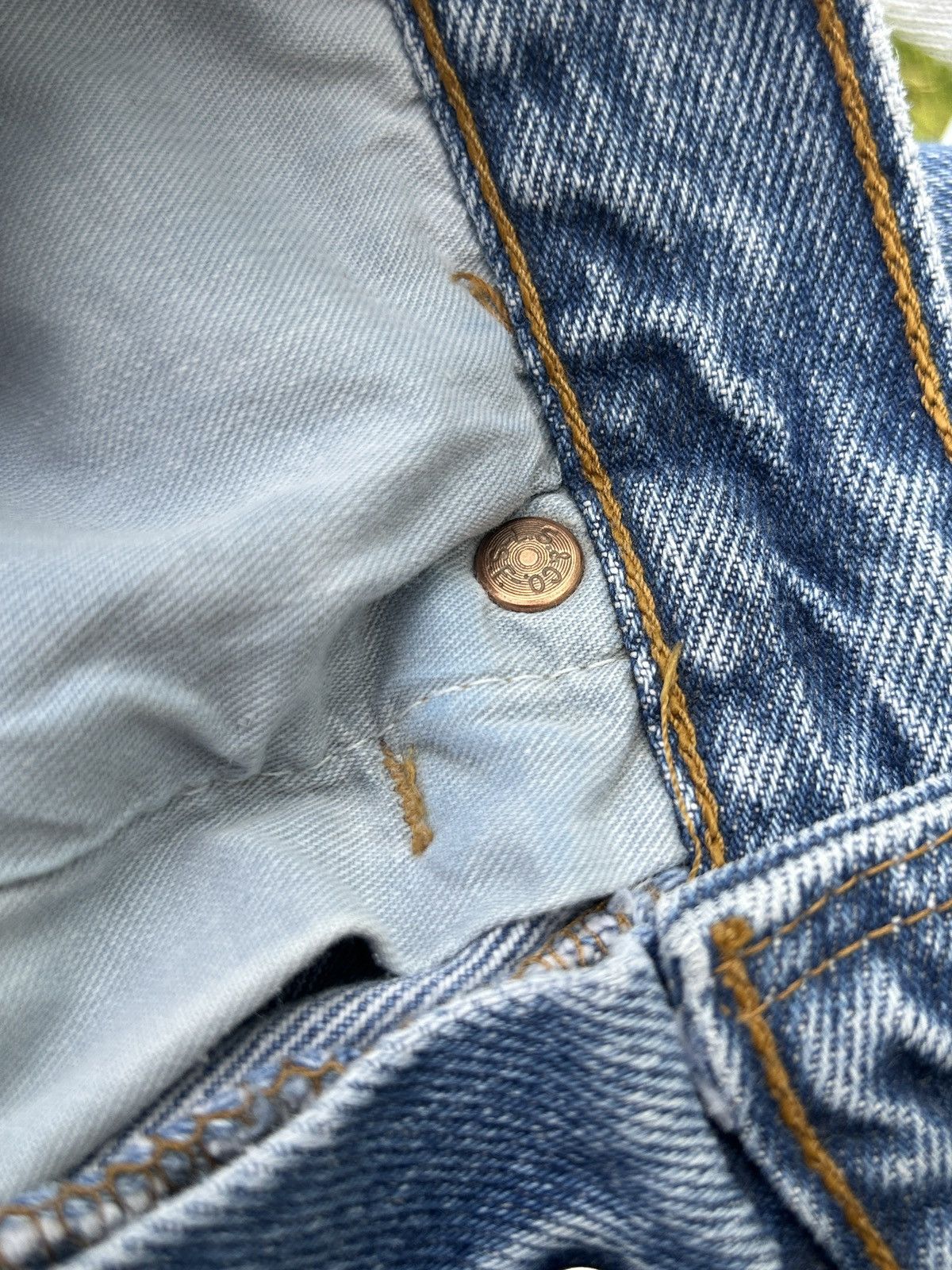 Levi's 90s Vintage Levi's 501 1996 Denim Jeans Size 29/34 Size US 29 - 6 Thumbnail
