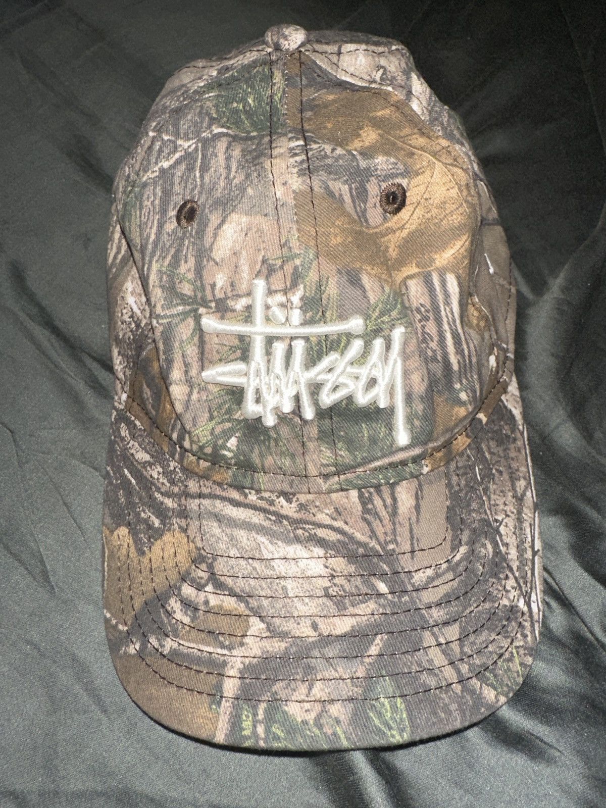 Stussy camo hat