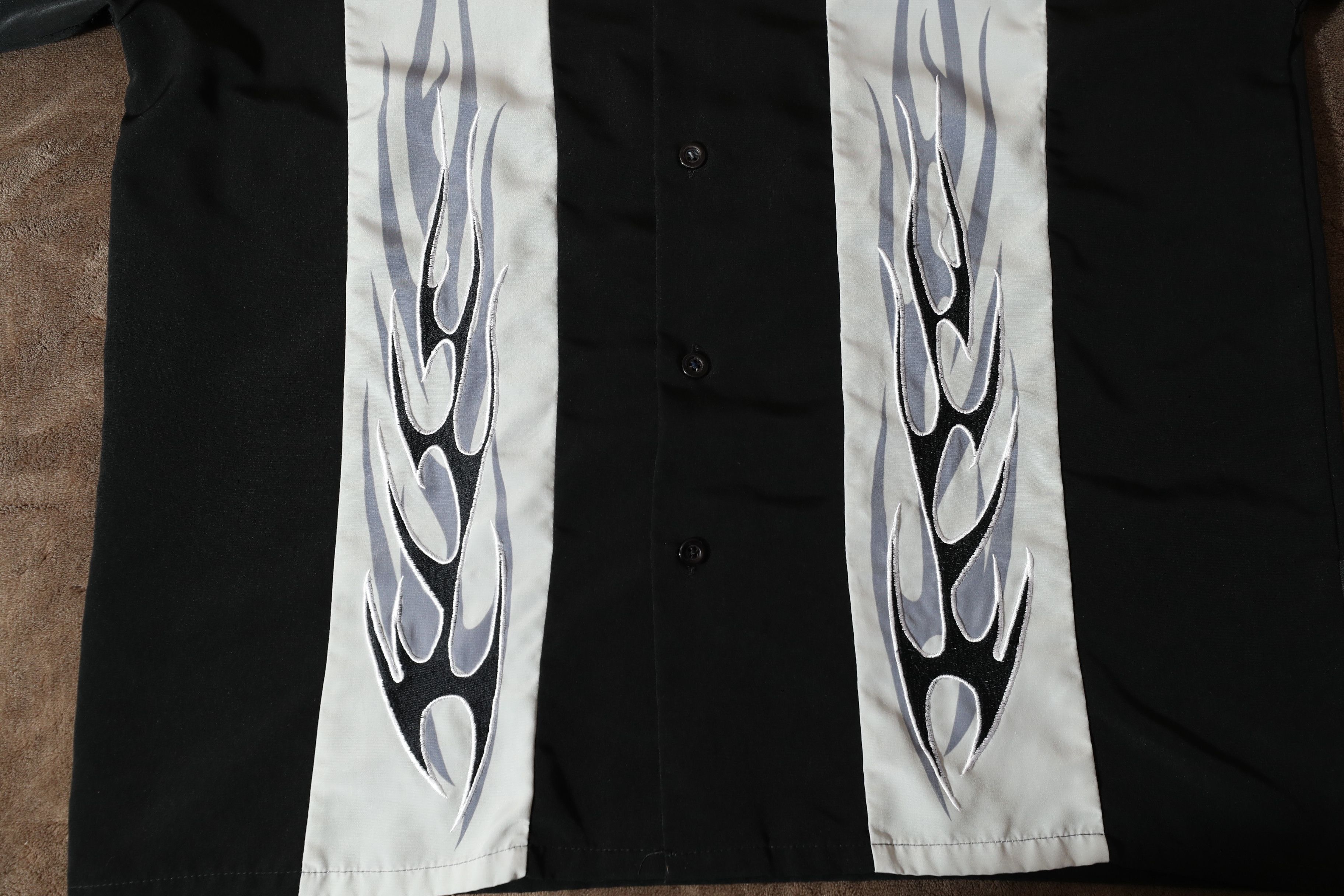 Dragonfly Dragonfly Clothing Vintage Flames Bowling Shirt (L) Size US L / EU 52-54 / 3 - 6 Thumbnail