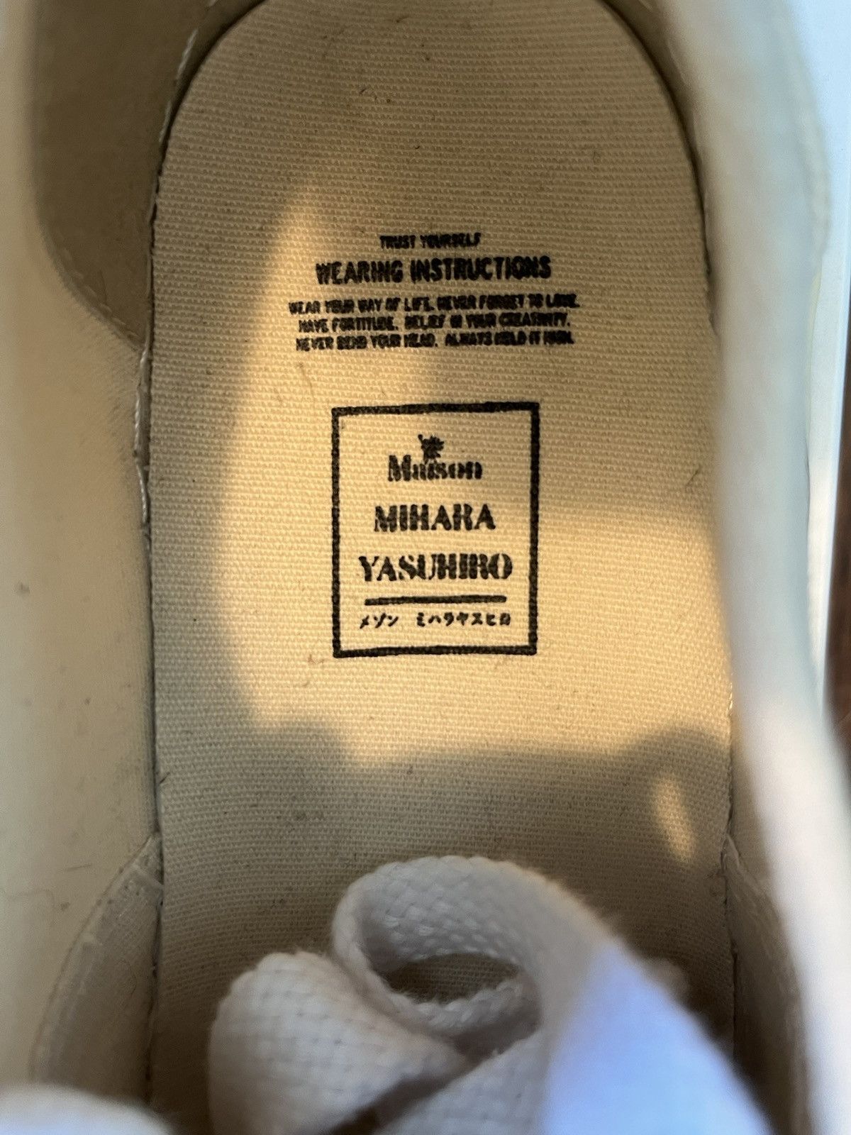 Maison MIHARA YASUHIRO MMY WHITE WITH “AGED” SOLE Size US 9 / EU 42 - 7 Thumbnail