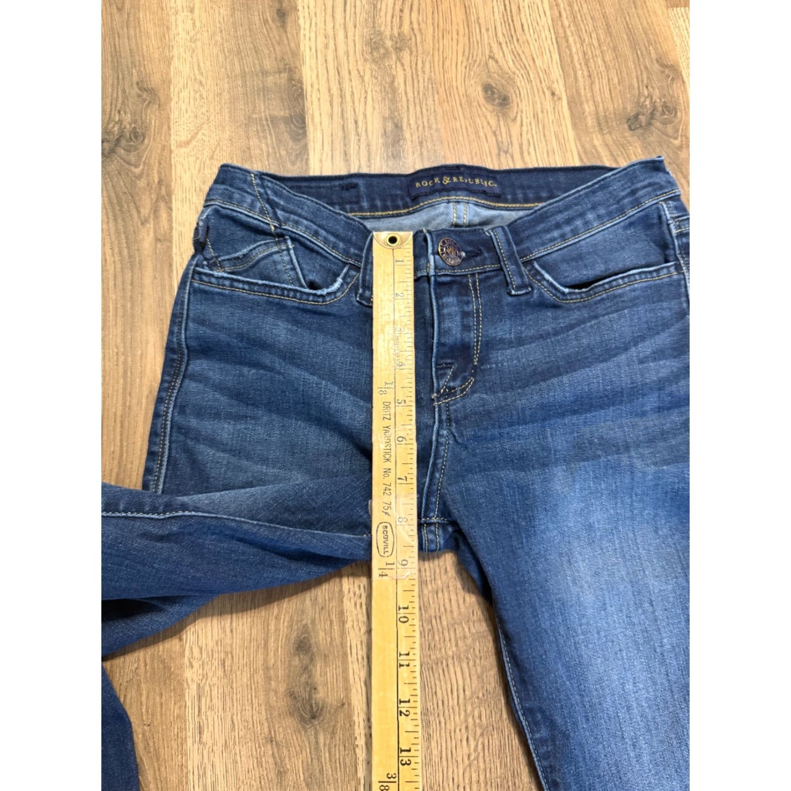 Vintage Rock & Republic Jeans Women's 6 Blue Denim Bootcut Mid Rise Regular Inseam 24 in 5-Pocket Pocketed Rock style Mens Womens Girls Size 28" / US 6 / IT 42 - 5 Thumbnail