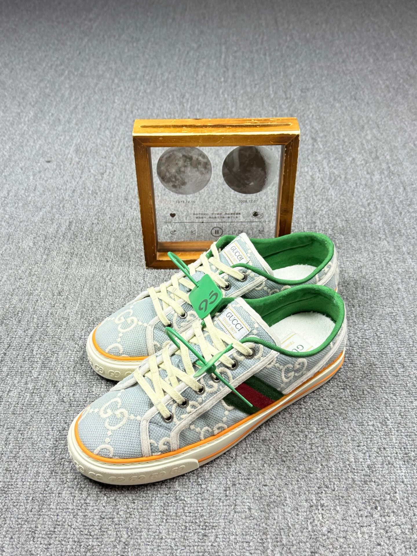 Gucci Gucci Tennis Blue Lowtop Sneakers 8 Men Size US 8 / EU 41 - 1 Thumbnail