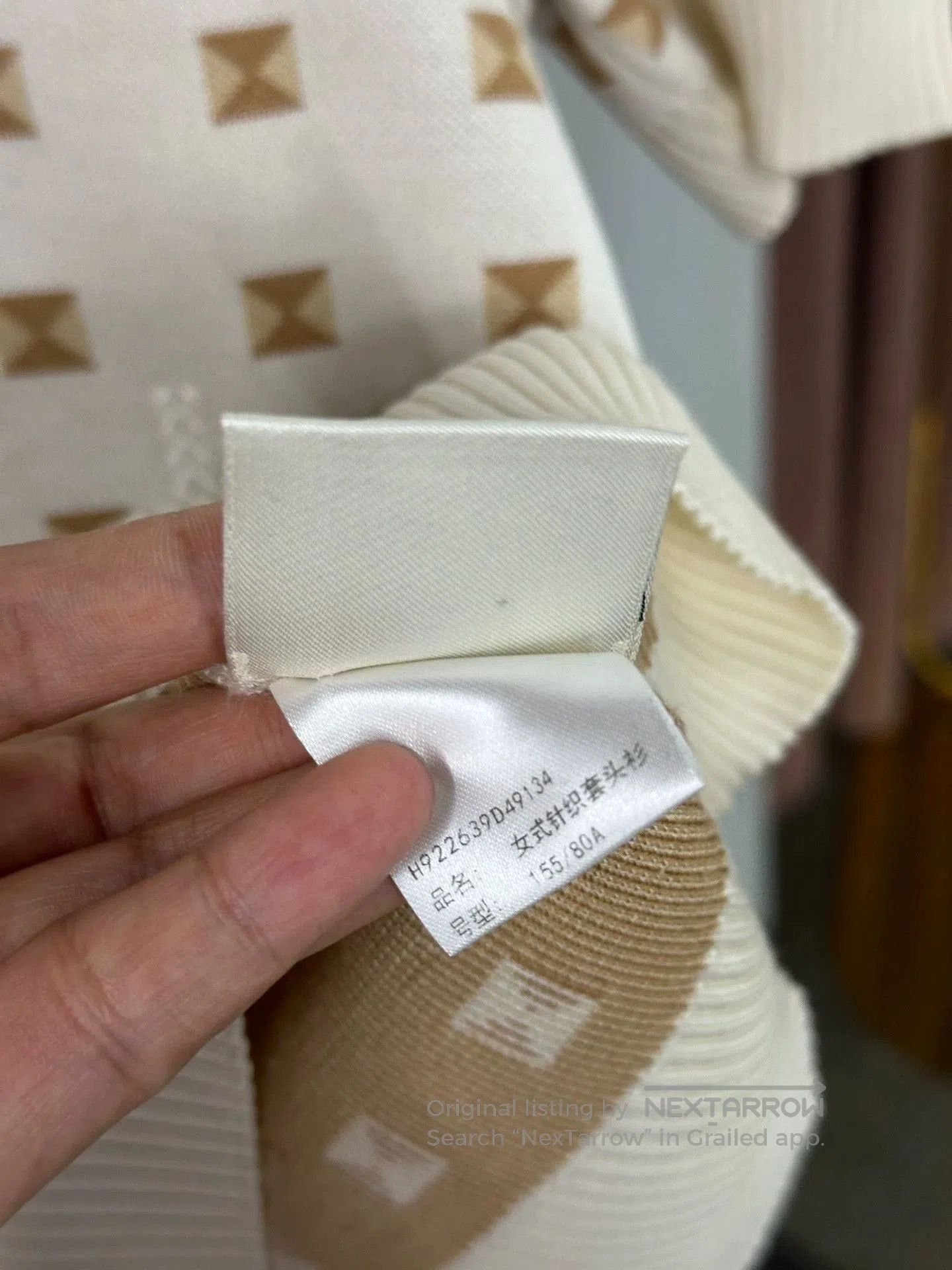 Hermes Hermes Printed Knit Short Sleeve Top. Size M / US 6-8 / IT 42-44 - 7 Thumbnail