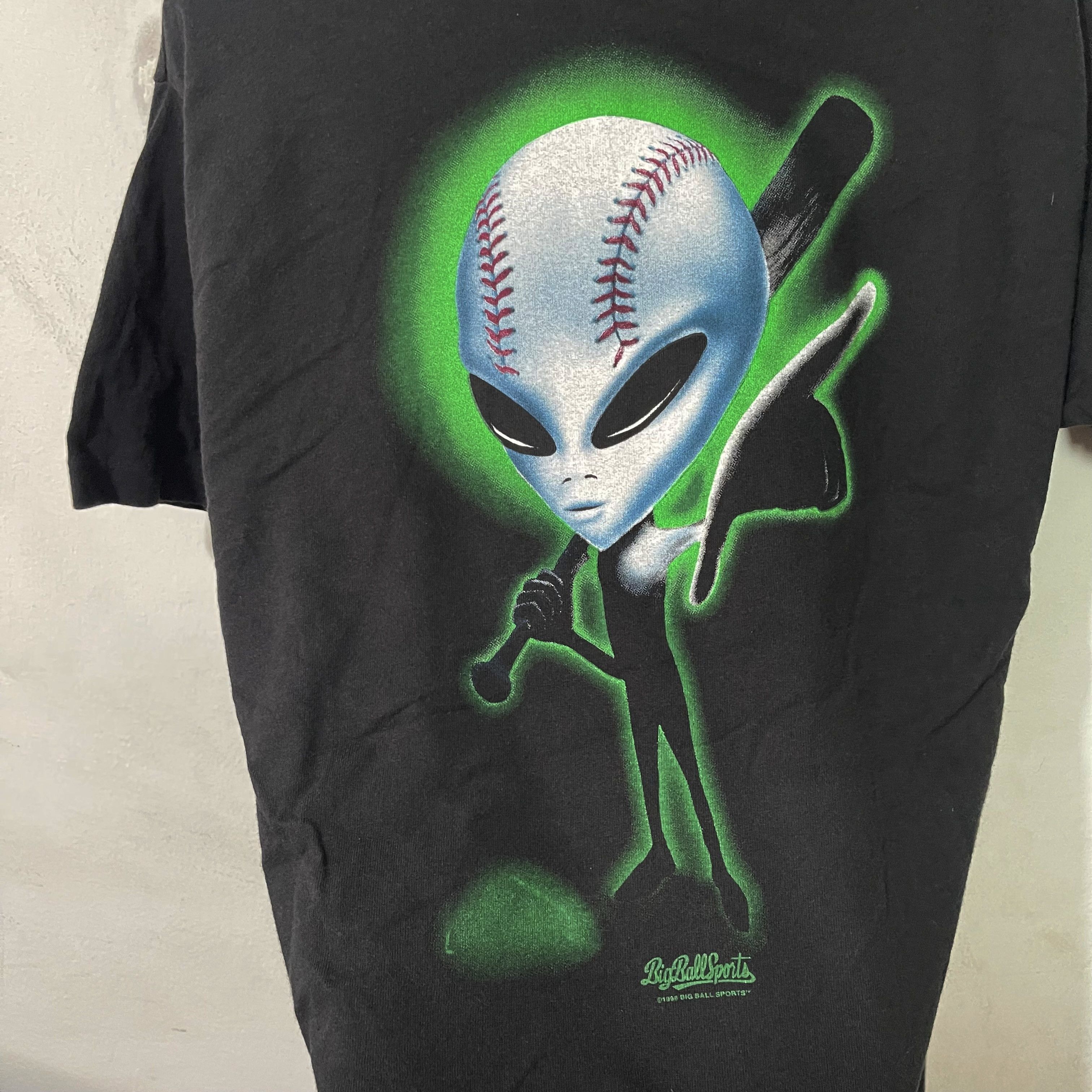 Vintage Vintage 90s Alien Shirt Big Ball Sports Shirt Size US M / EU 48-50 / 2 - 2 Thumbnail