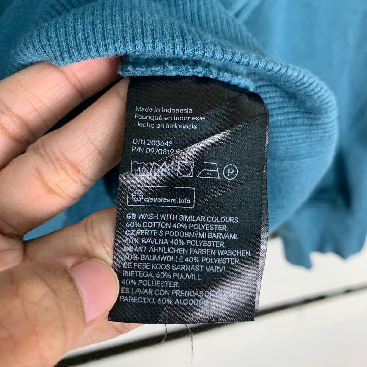 H&M H&M Essentials Relaxed Fit Hoodies Turquoise #0775-C35 Size US S / EU 44-46 / 1 - 14 Thumbnail